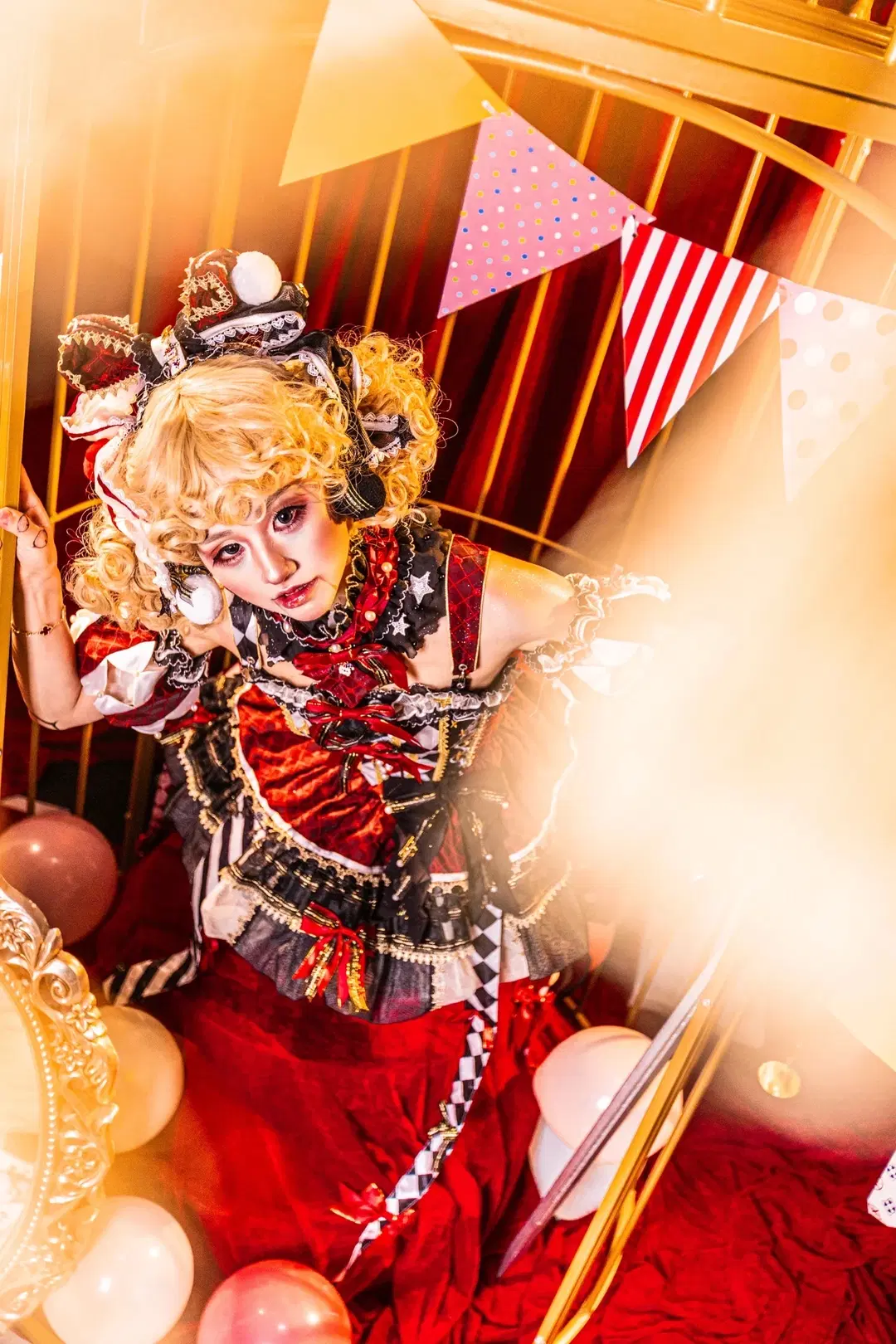 紅黑棋盤格馬戲團Lolita，籠中的怪誕人偶寫真 - 木希琳 - 第3張