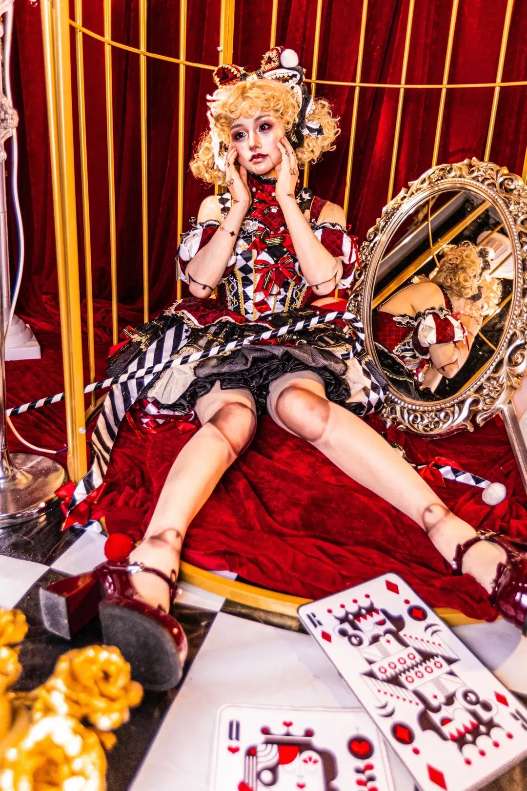 紅黑棋盤格馬戲團Lolita，籠中的怪誕人偶寫真 - 木希琳 - 第8張