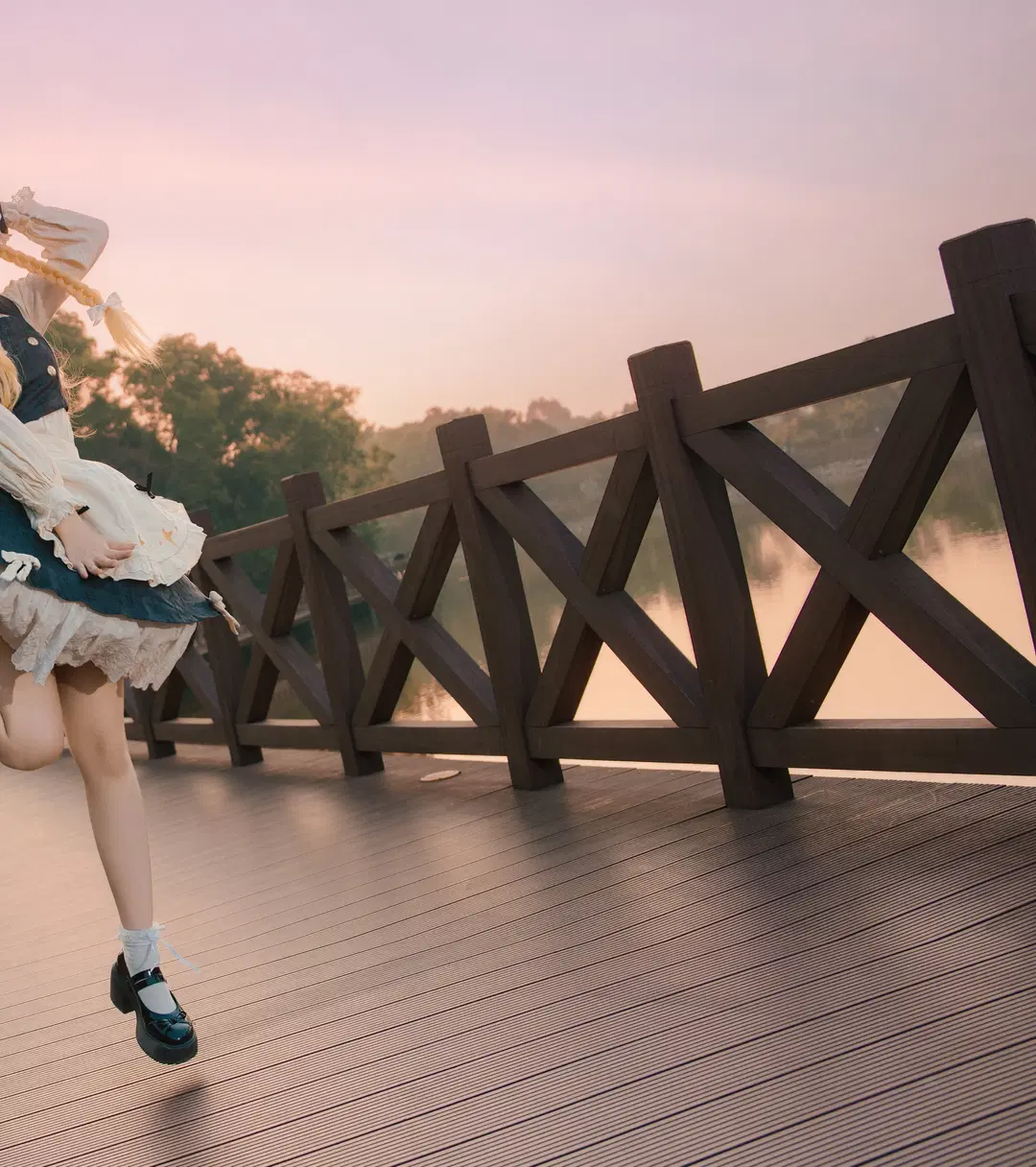 [Marisa cosplay] The Ordinary Magician of Touhou Project: DA☆ZE by 植物菌 - Image 4