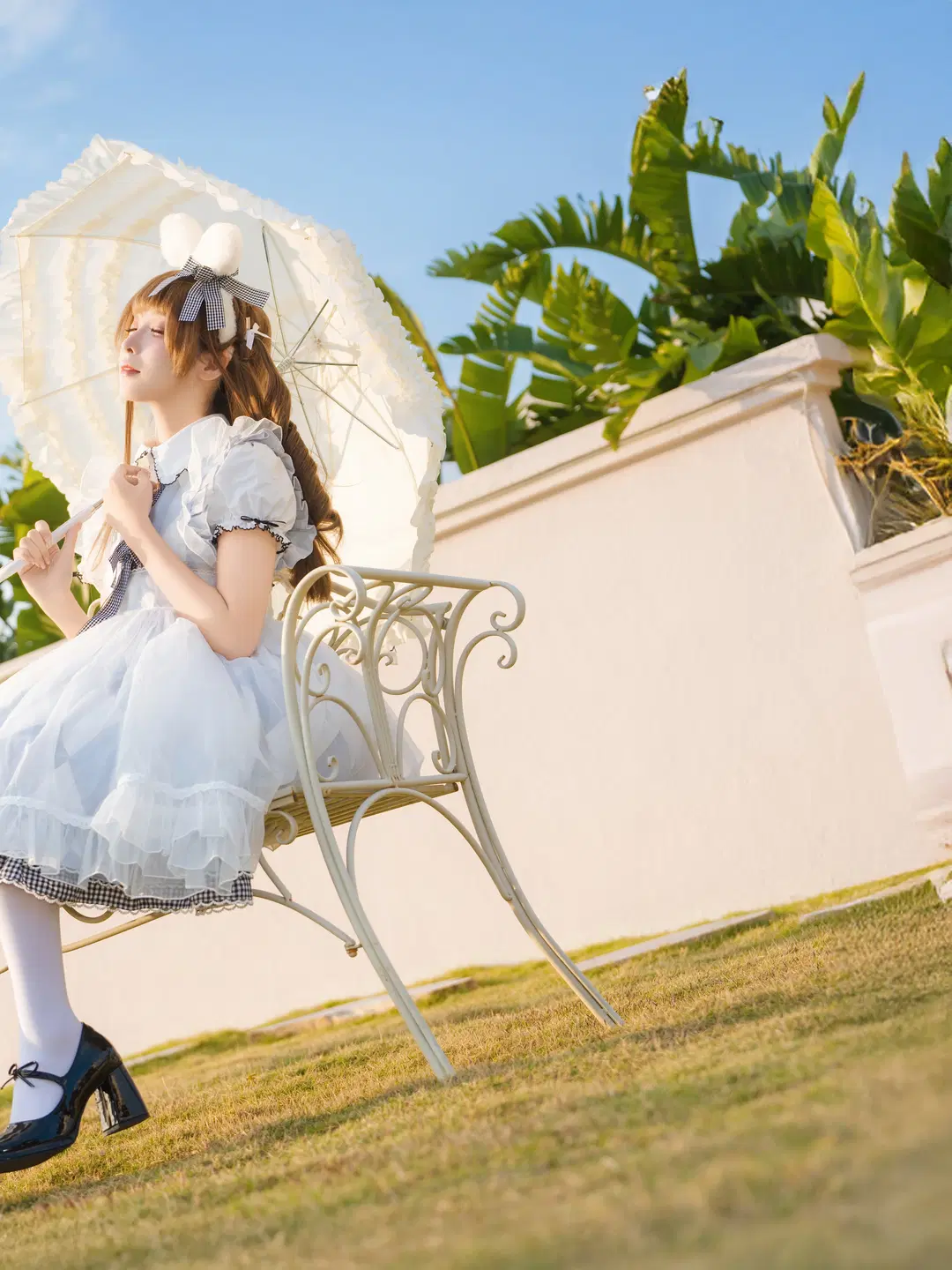 [Alice Cosplay] A Fairy Tale Crossover Beneath the Dreamy Twilight by 植物菌 - Image 10