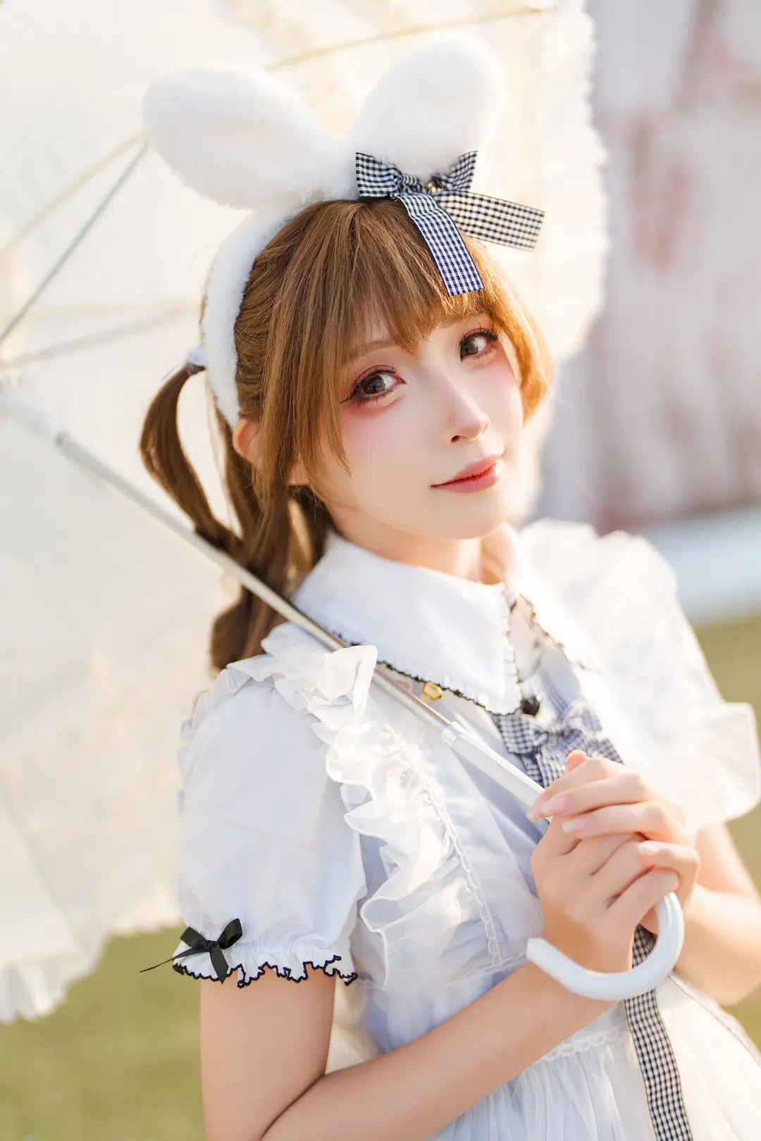[Alice Cosplay] A Fairy Tale Crossover Beneath the Dreamy Twilight by 植物菌 - Image 11