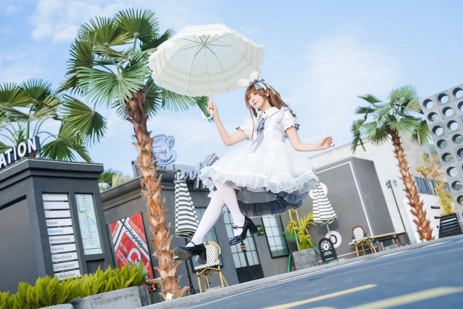 [Alice Cosplay] A Fairy Tale Crossover Beneath the Dreamy Twilight by 植物菌 - Image 18