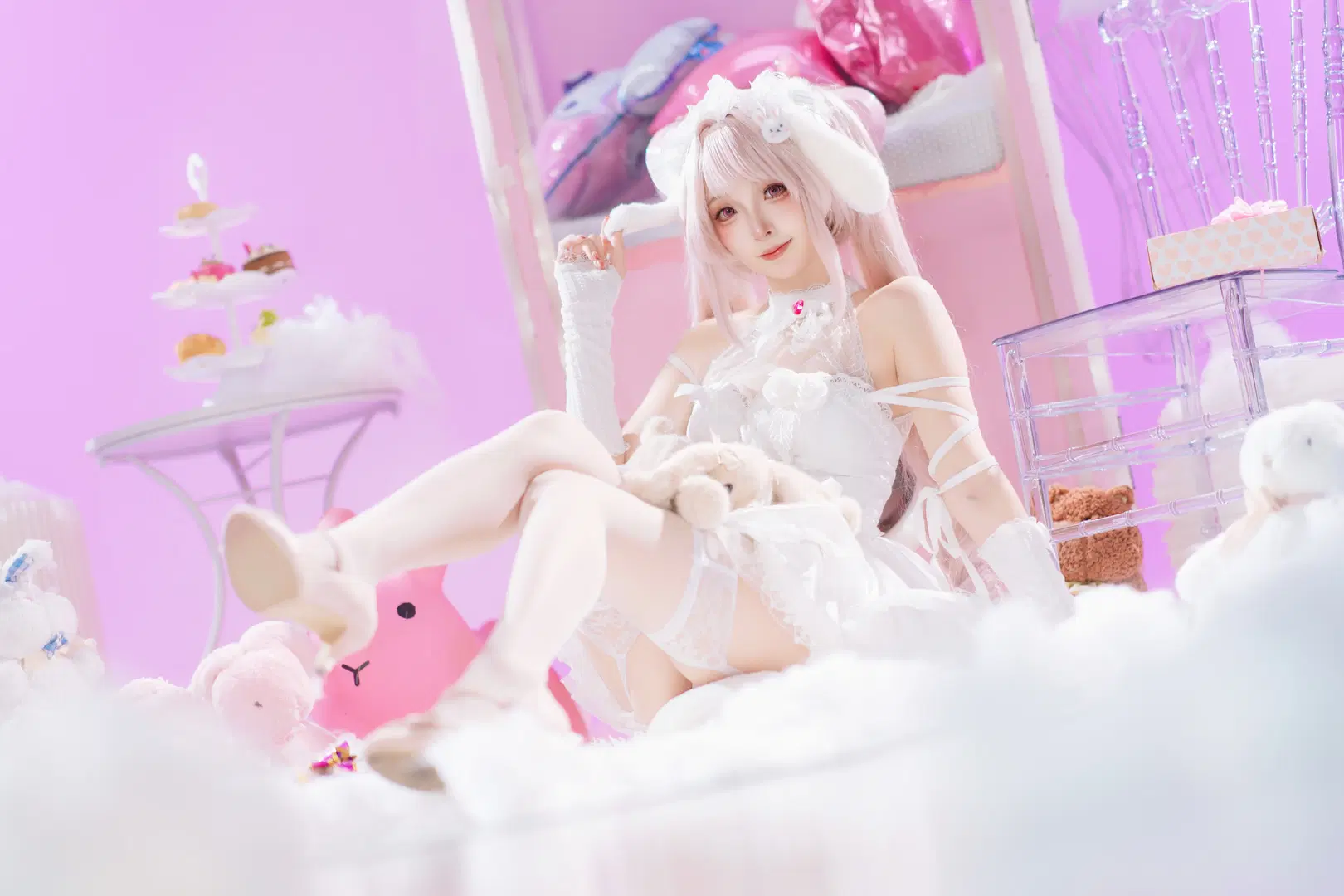 [Alice Cosplay] The Dreamlike Claw Machine Tea Party in Goddess of Victory by 植物菌 - Image 16