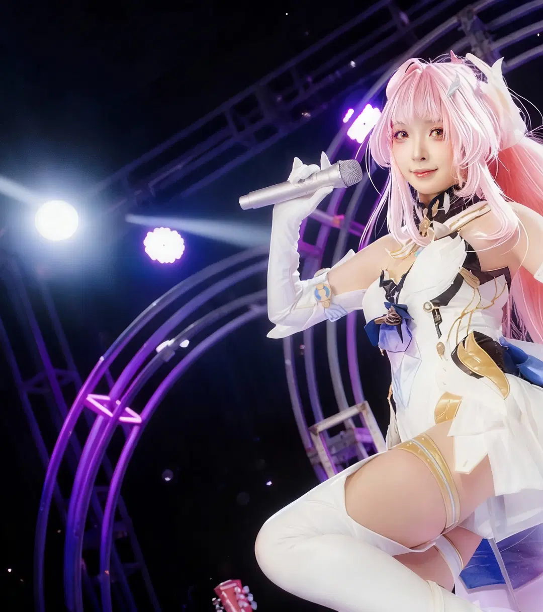 【エイメス コスプレ】『鳴潮』エイメスが輝くステージのハイライト - 植物菌 - 2枚目