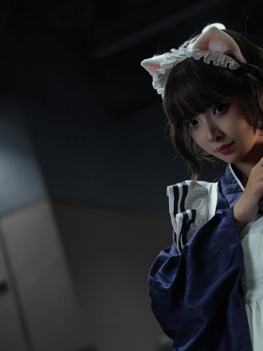 Muted Moody Cat-Ear Combat Maid: Maximizing Tension in Convention Photos by 植物菌 - Image 2