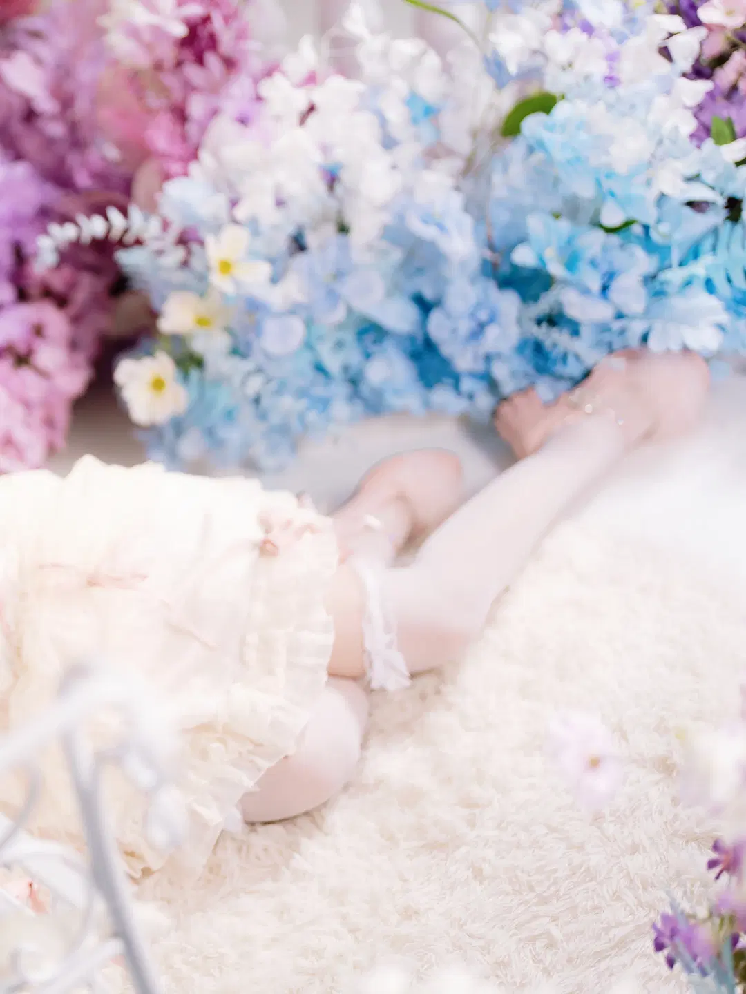 Flowers and Lolita: Church-Style White Stockings Atmospheric Aesthetic by 植物菌 - Image 11