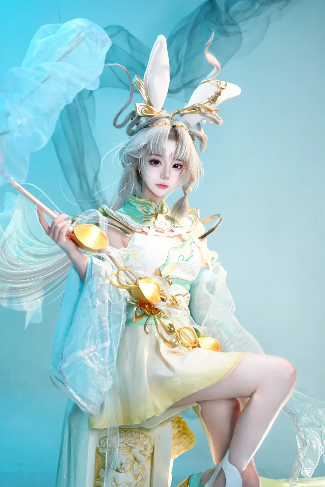 [Gongsun Li Cosplay] Clouds Vow to a Thousand Mountains: Dynamic Moments of Silver Hair and Bunny Ears by 拾月影棚 - Image 4