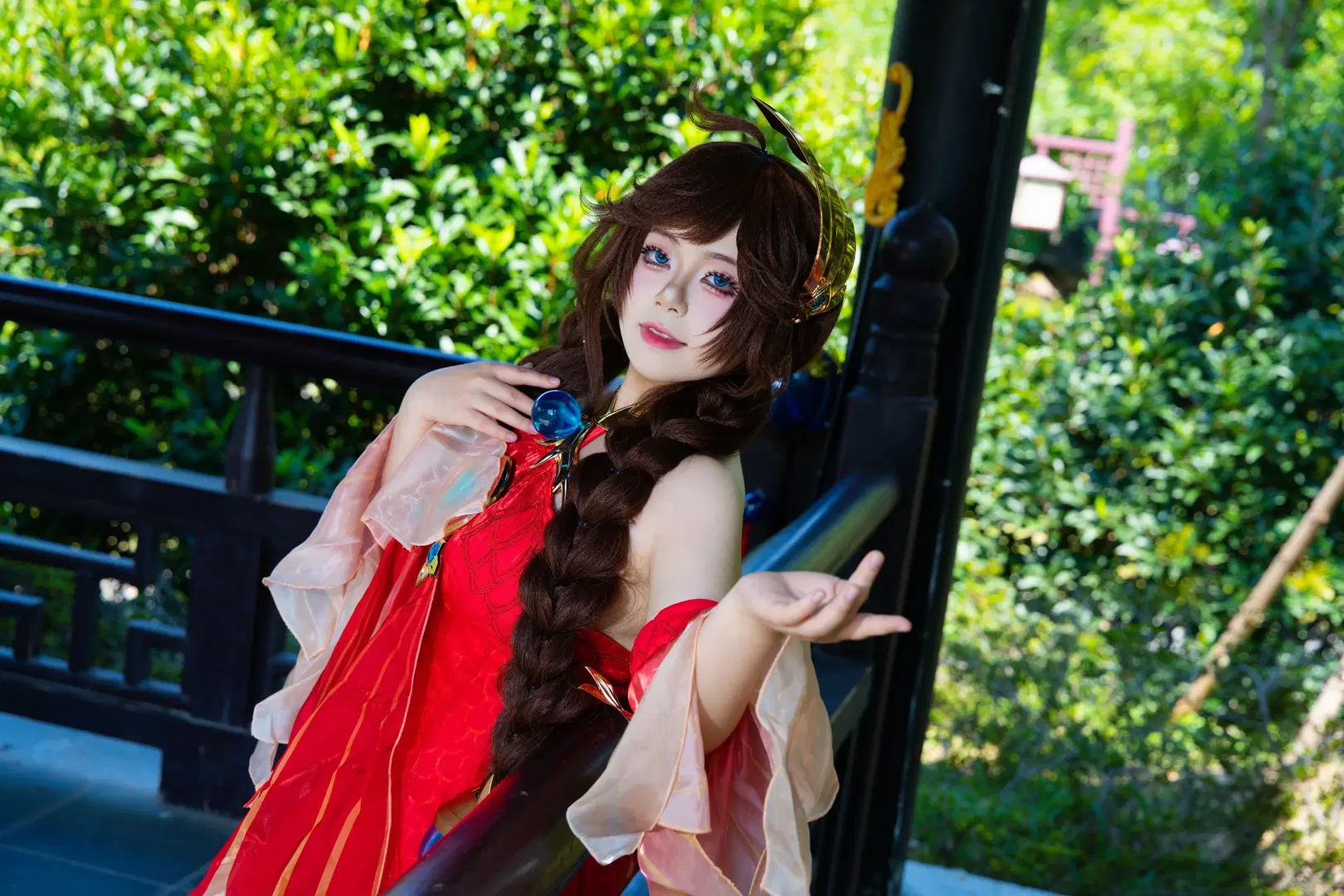 Collision of Red Dress, Magic Staff, and Classical Garden by 拾月影棚 - Image 4