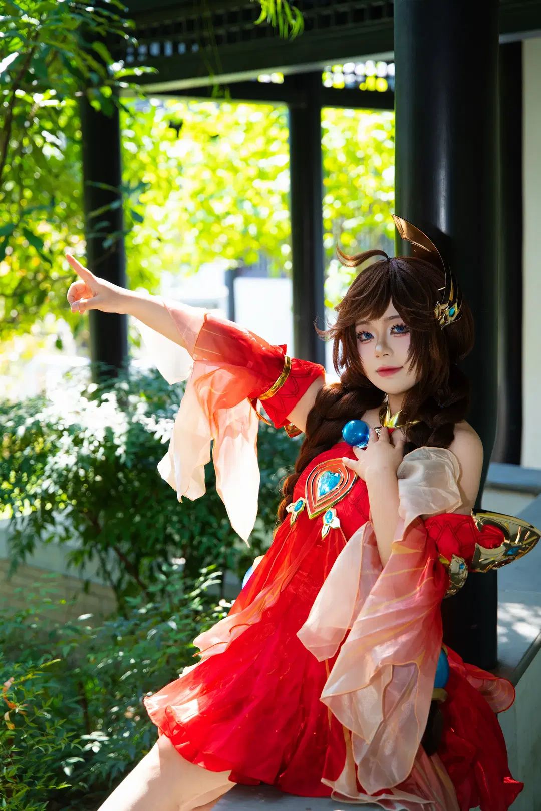 Collision of Red Dress, Magic Staff, and Classical Garden by 拾月影棚 - Image 8