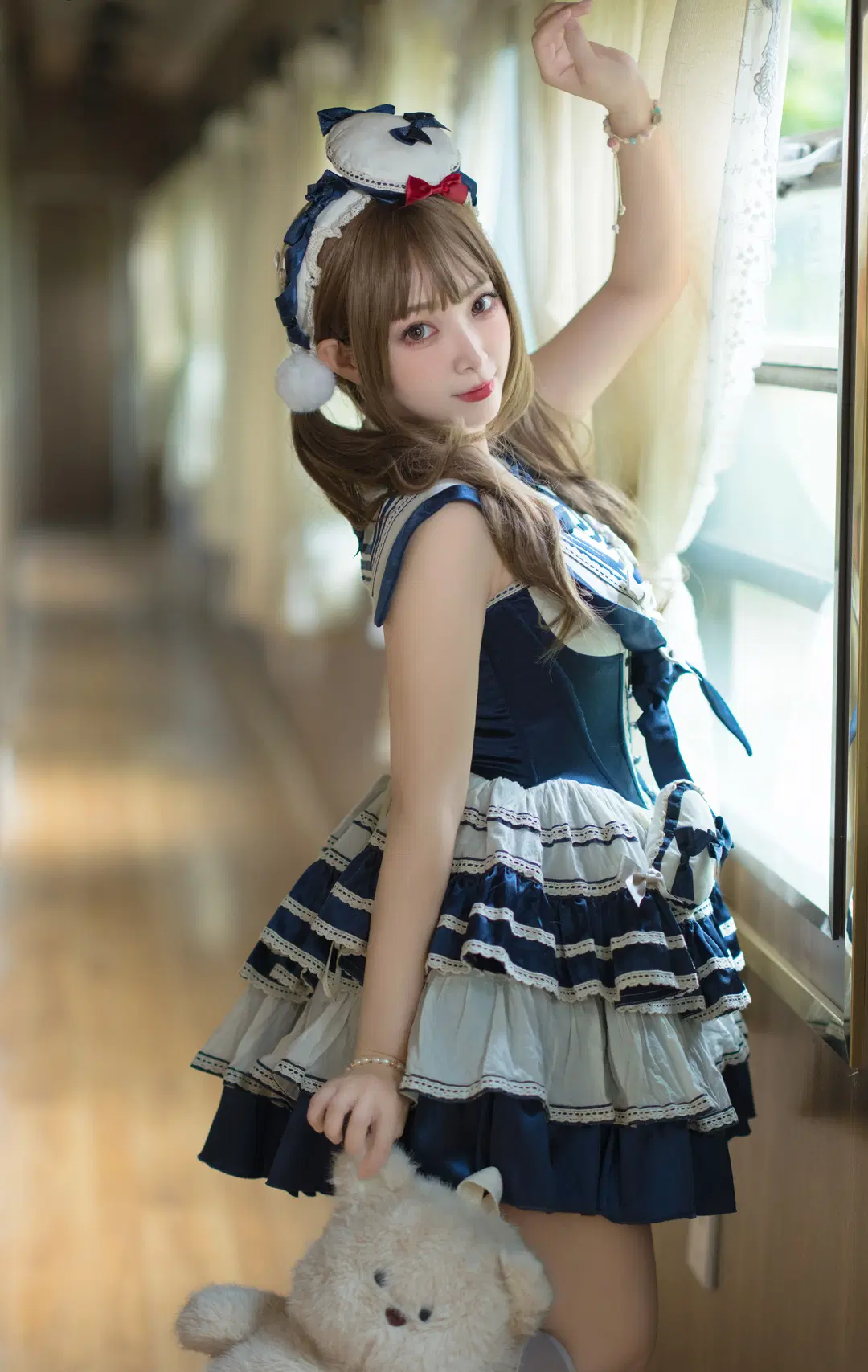 Dressing in a Nautical Style Outfit, Boarding a Time Train to Escape Overtime by 薇璦熙_迪 - Image 5