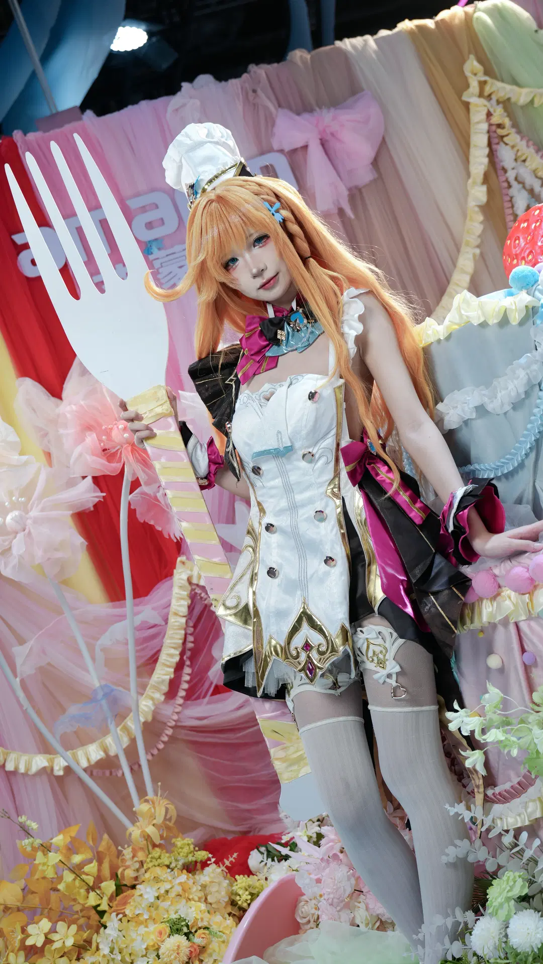 2D, Genshin Impact, cosplay, Escoffier cosplay, White stockings