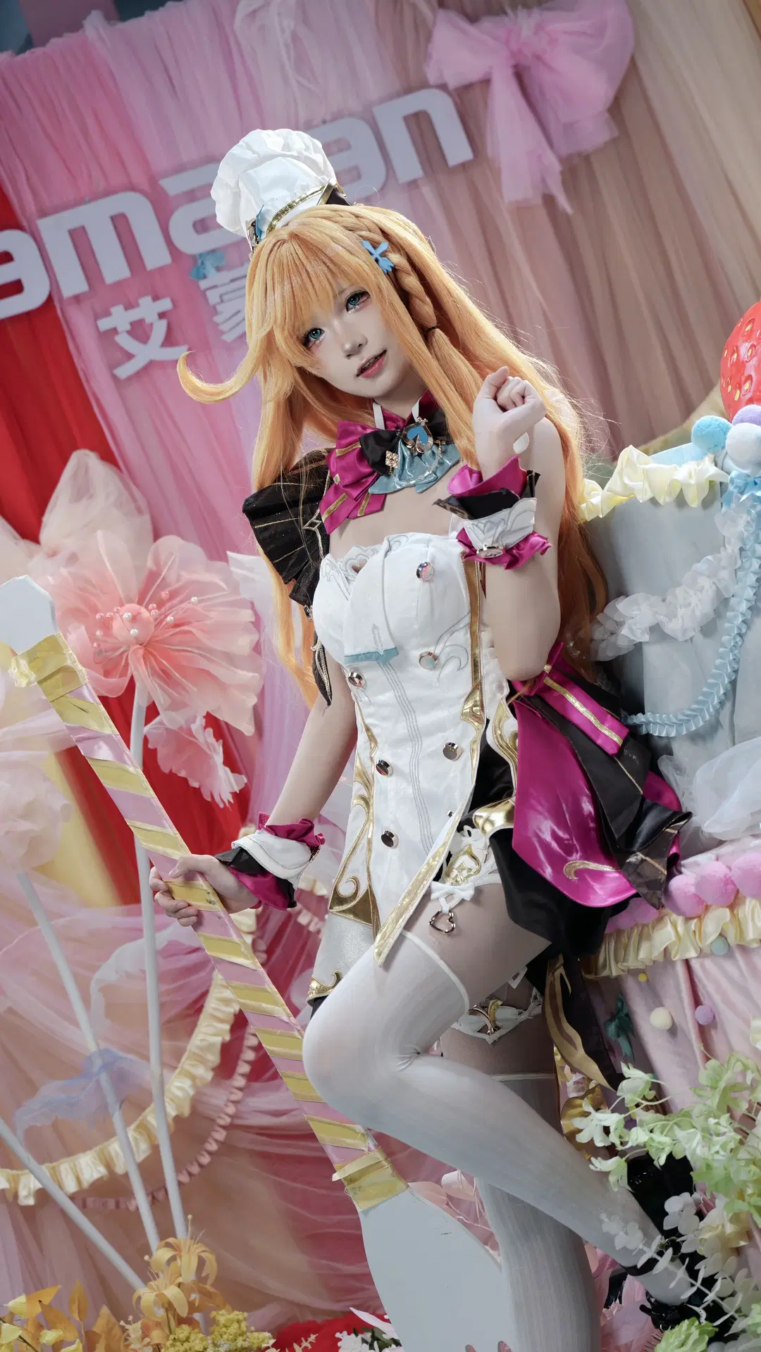 【Escoffier cosplay】Genshin Impact: Sweet Little Chef's BW Booth Photoshoot Log — 2D Cosplay & White Stockings by 宽己 - Image 5
