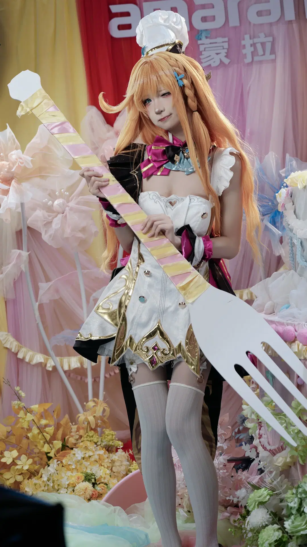 【Escoffier cosplay】Genshin Impact: Sweet Little Chef's BW Booth Photoshoot Log — 2D Cosplay & White Stockings by 宽己 - Image 7