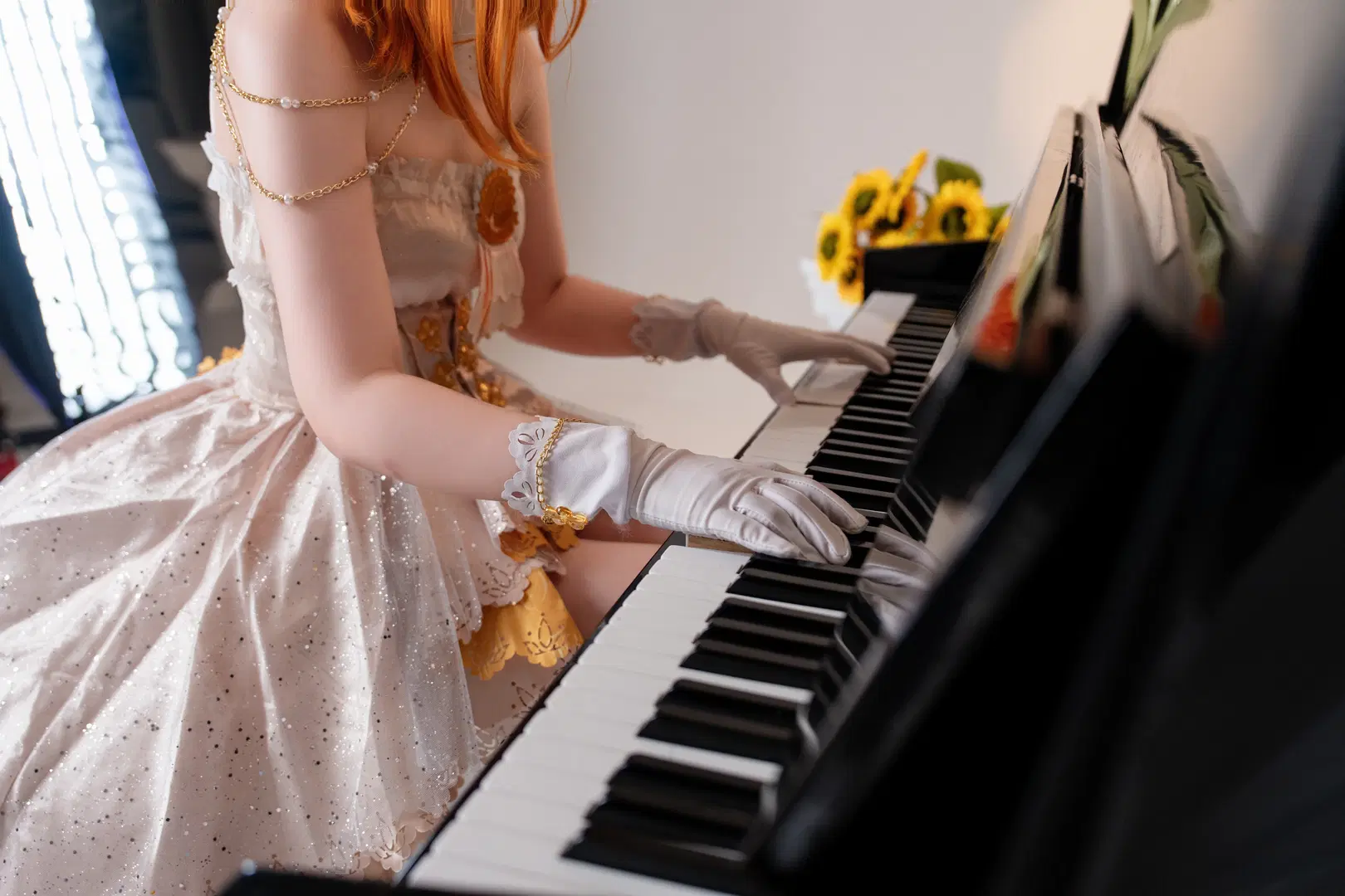 cosplay摄影, lovelive, 高坂穗乃果cos, 生贺企划, 弹钢琴写真