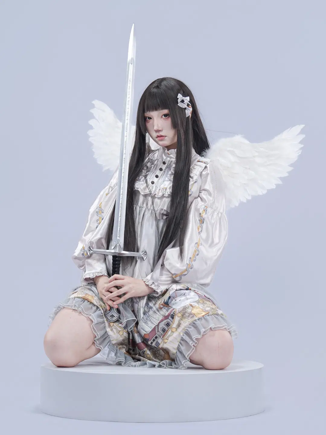 銀灰色のエンジェルストリート ロリータ服 白ホリ撮影のポーズと光影の記録 - 果七 - 9枚目