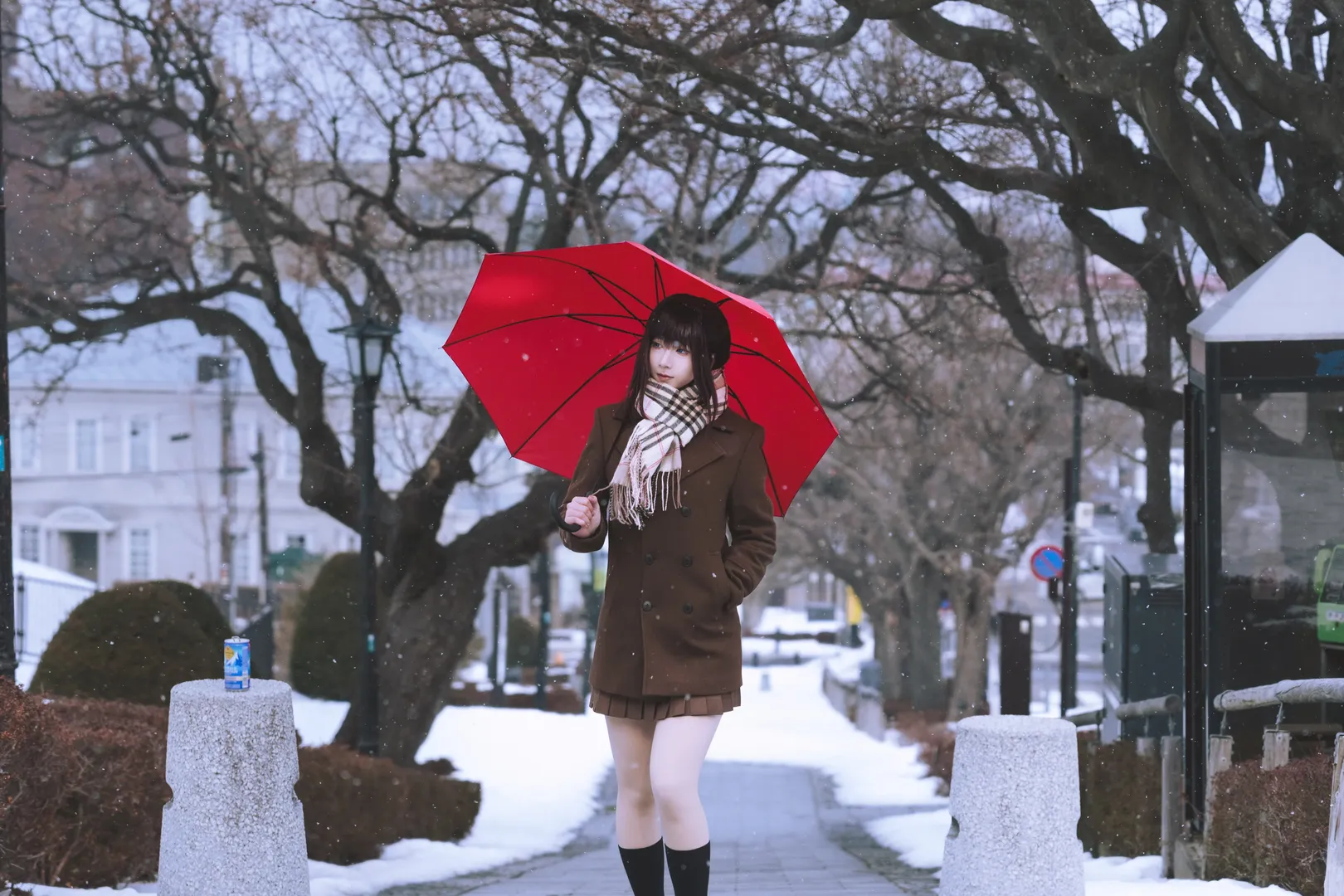 Black stockings, Aozaki Aoko cosplay, Witch on the Holy Night, Snow scene outdoor photoshoot, Red umbrella - Image 8