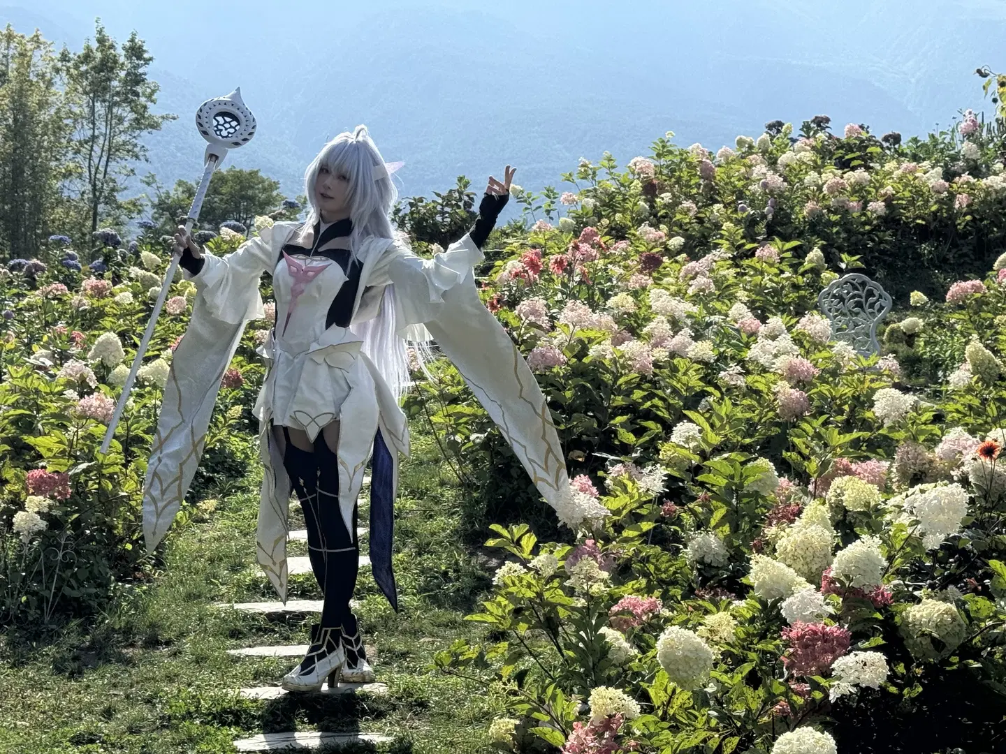 【梅林cos】FGO阿瓦隆女士的绣球花园外景 - 終於Still - 第12张