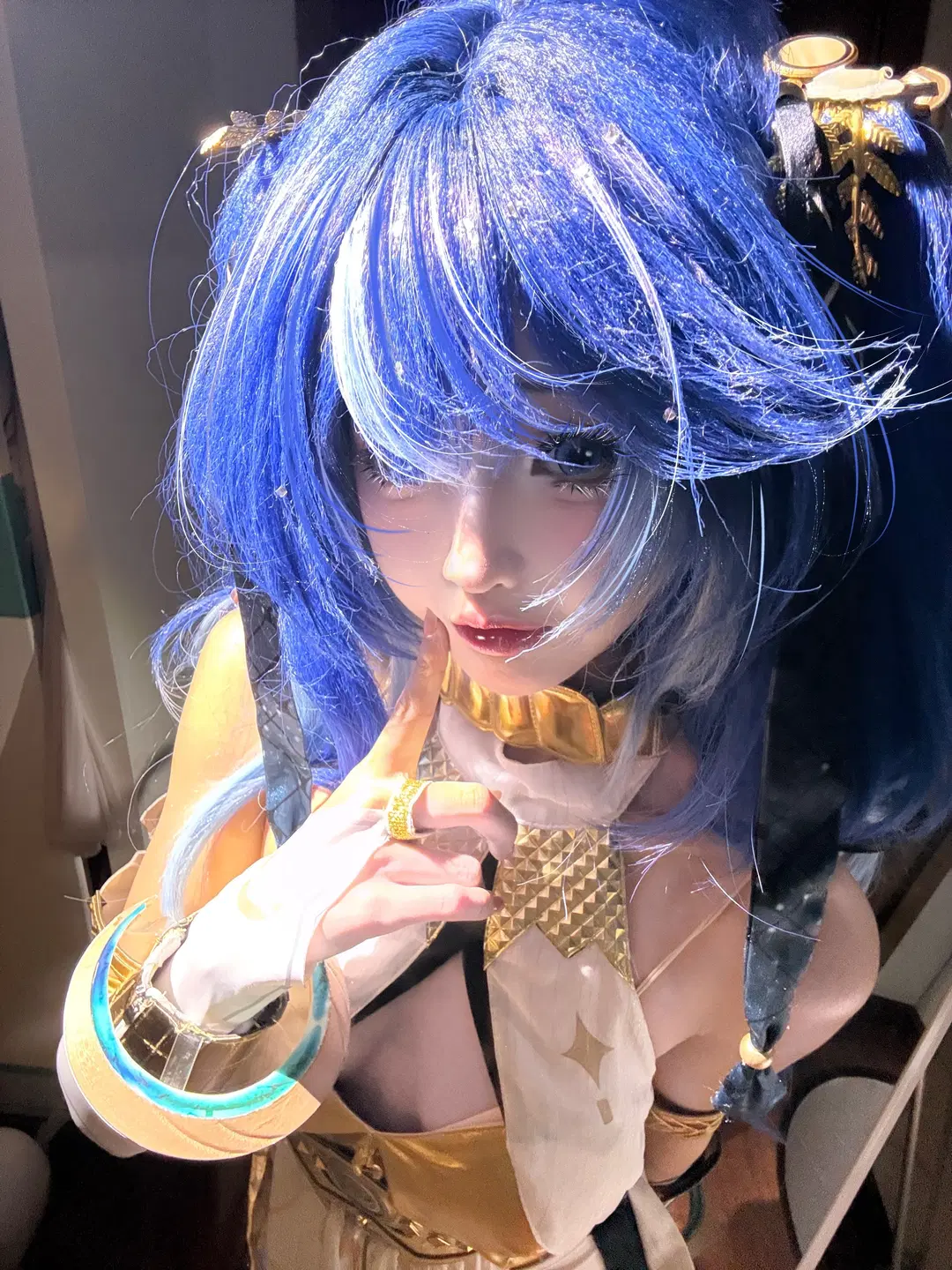 鸣潮, 尤诺cos, 游戏cosplay, 蓝发cos, 奇幻风穿搭