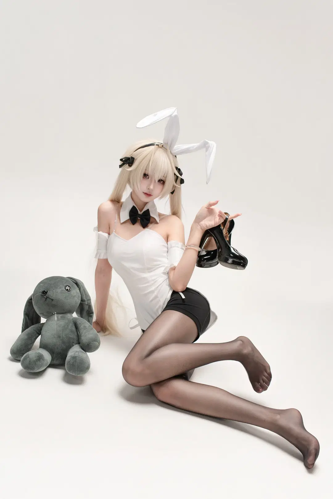 【穹 コスプレ】バニーガール耳×白シャツ×黒ストッキングのスタジオ撮影記録 - 小葵大王 - 4枚目