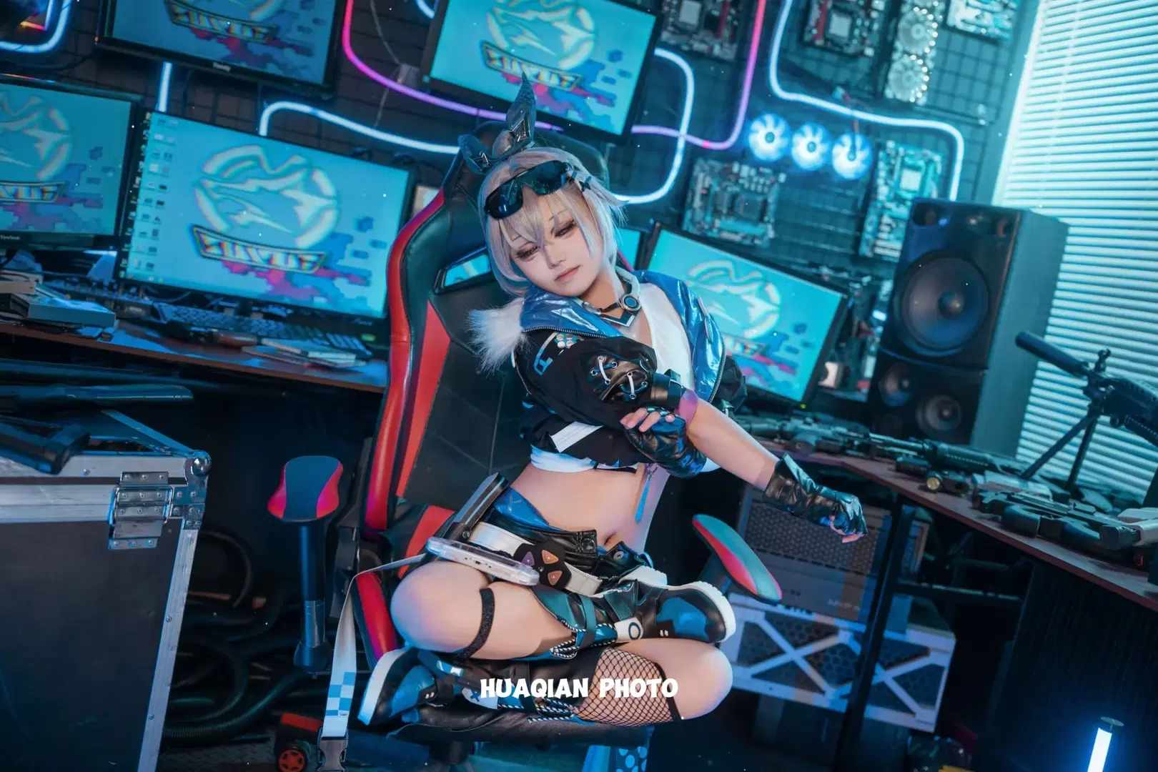 【银狼cos】崩坏星穹铁道骇客少女的赛博空间 - 花签📷（不敢回私信求看主页版 - 第3张