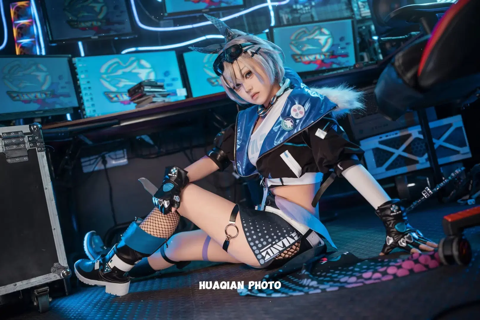 【银狼cos】崩坏星穹铁道骇客少女的赛博空间 - 花签📷（不敢回私信求看主页版 - 第5张