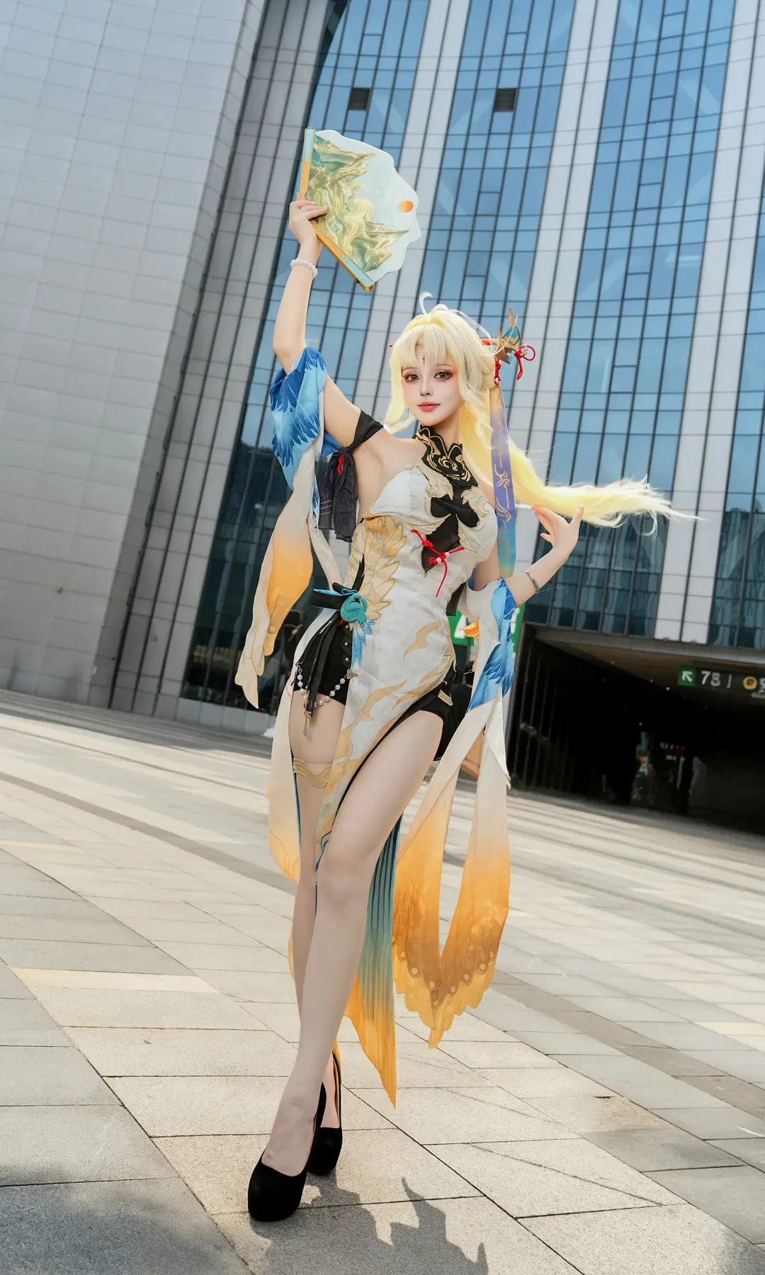 【穂穂コスプレ】鳴潮 BWイベント現場直撃、再現度MAXの優美で高貴なお姉様感 - 七奈Nanako - 2枚目