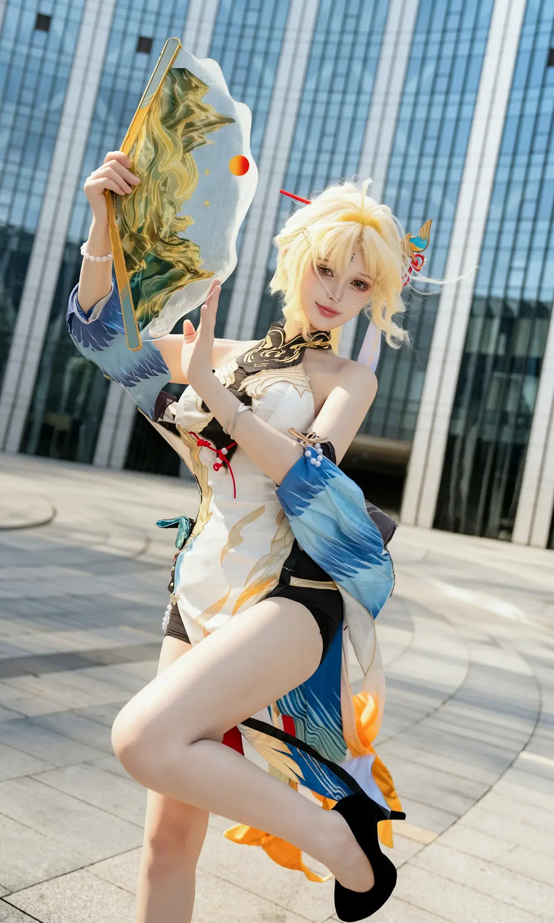 【穂穂コスプレ】鳴潮 BWイベント現場直撃、再現度MAXの優美で高貴なお姉様感 - 七奈Nanako - 6枚目