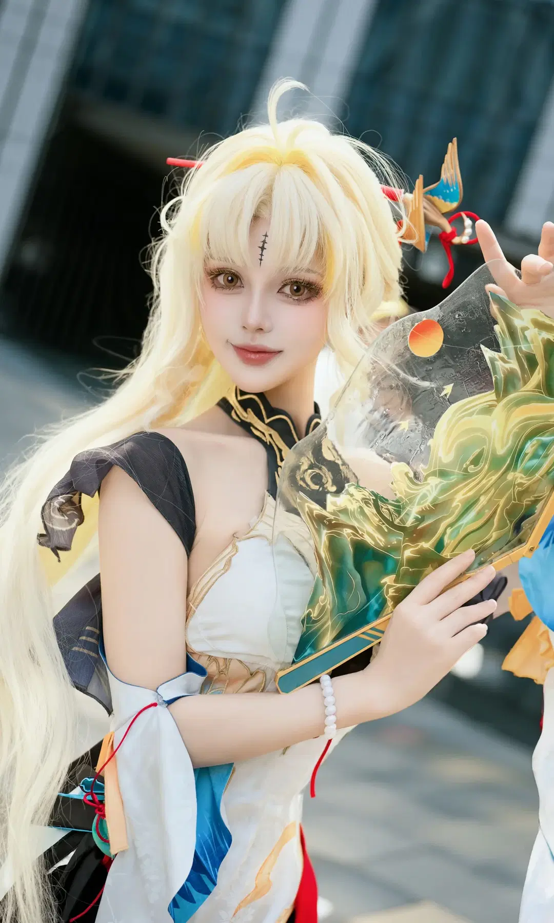 【穂穂コスプレ】鳴潮 BWイベント現場直撃、再現度MAXの優美で高貴なお姉様感 - 七奈Nanako - 7枚目