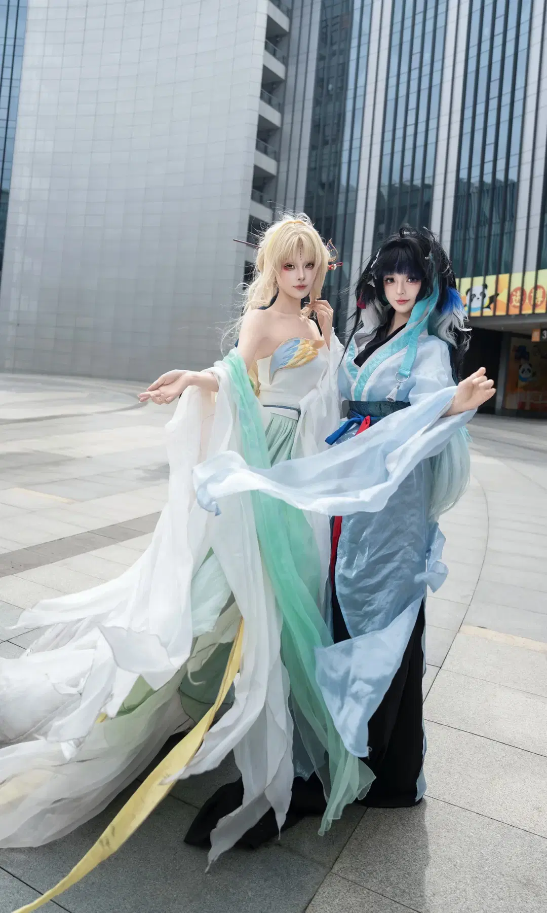 Convention Photos: Detailed Chronicle of Wuthering Waves Cosplay by 七奈Nanako - Image 11