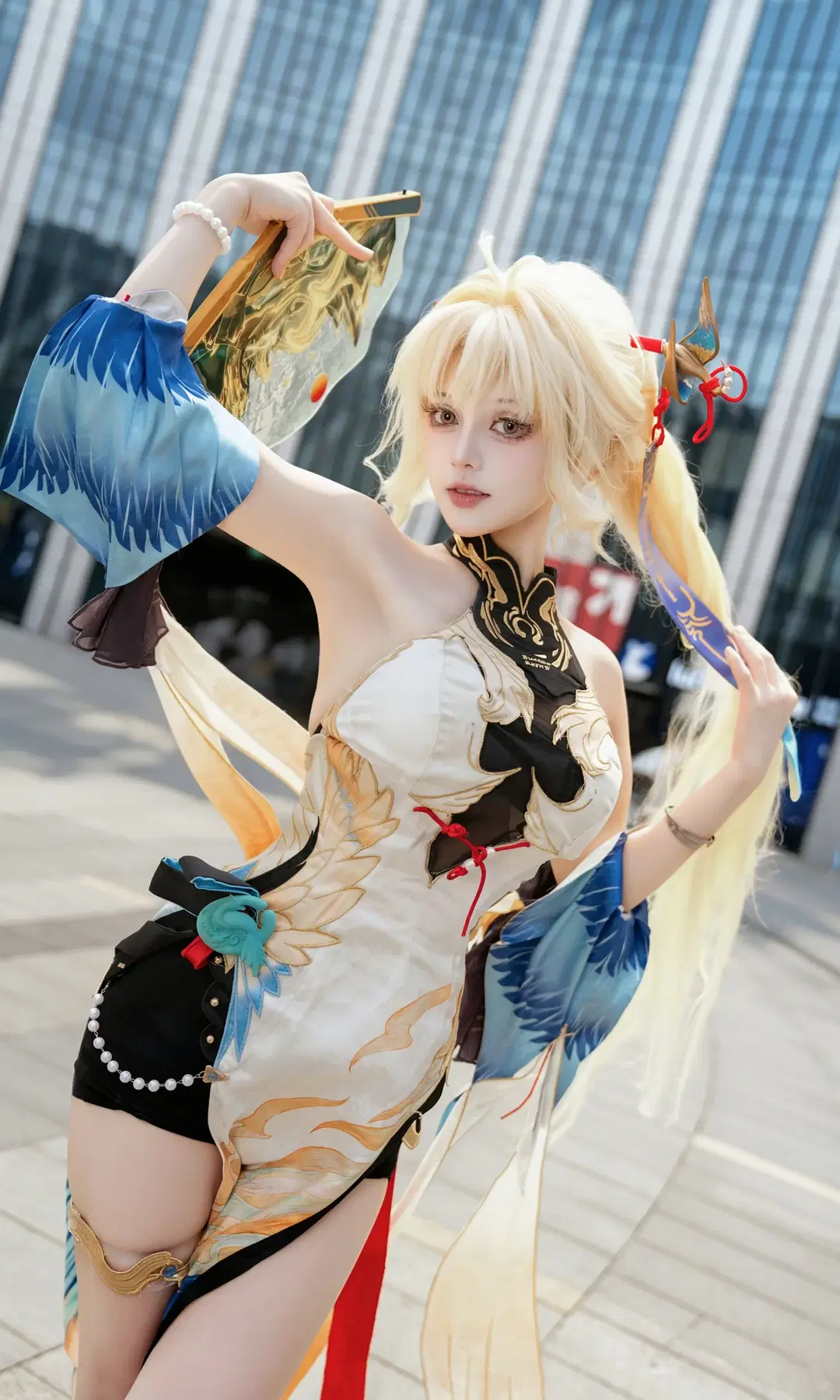 Convention Photos: Detailed Chronicle of Wuthering Waves Cosplay by 七奈Nanako - Image 2