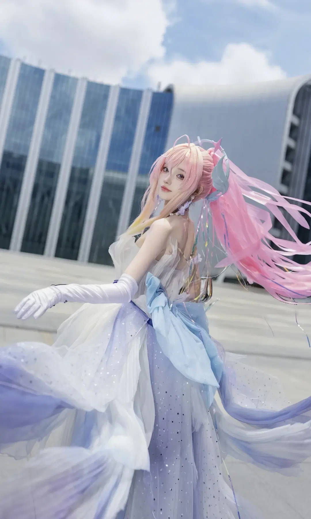 Convention Photos: Detailed Chronicle of Wuthering Waves Cosplay by 七奈Nanako - Image 8