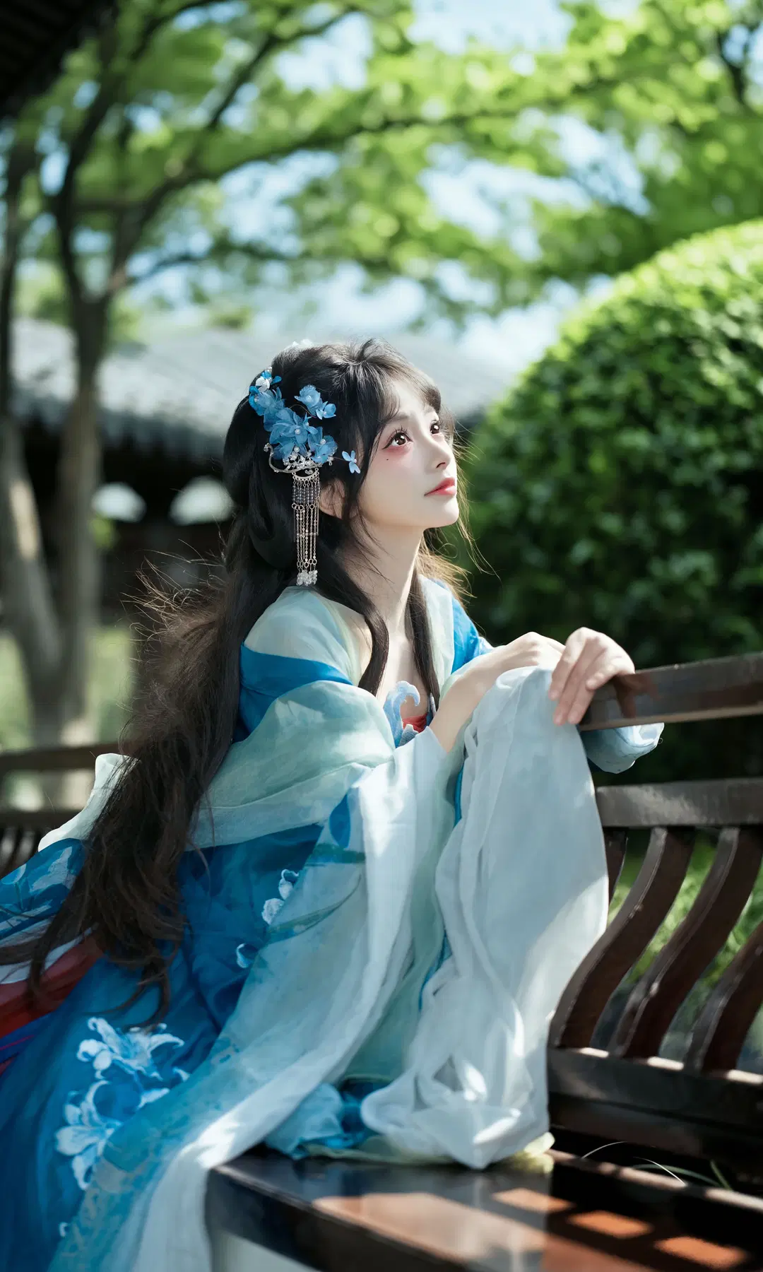 在宁波园林里拍到了绝美的蓝白渐变汉服 - 七奈Nanako - 第3张