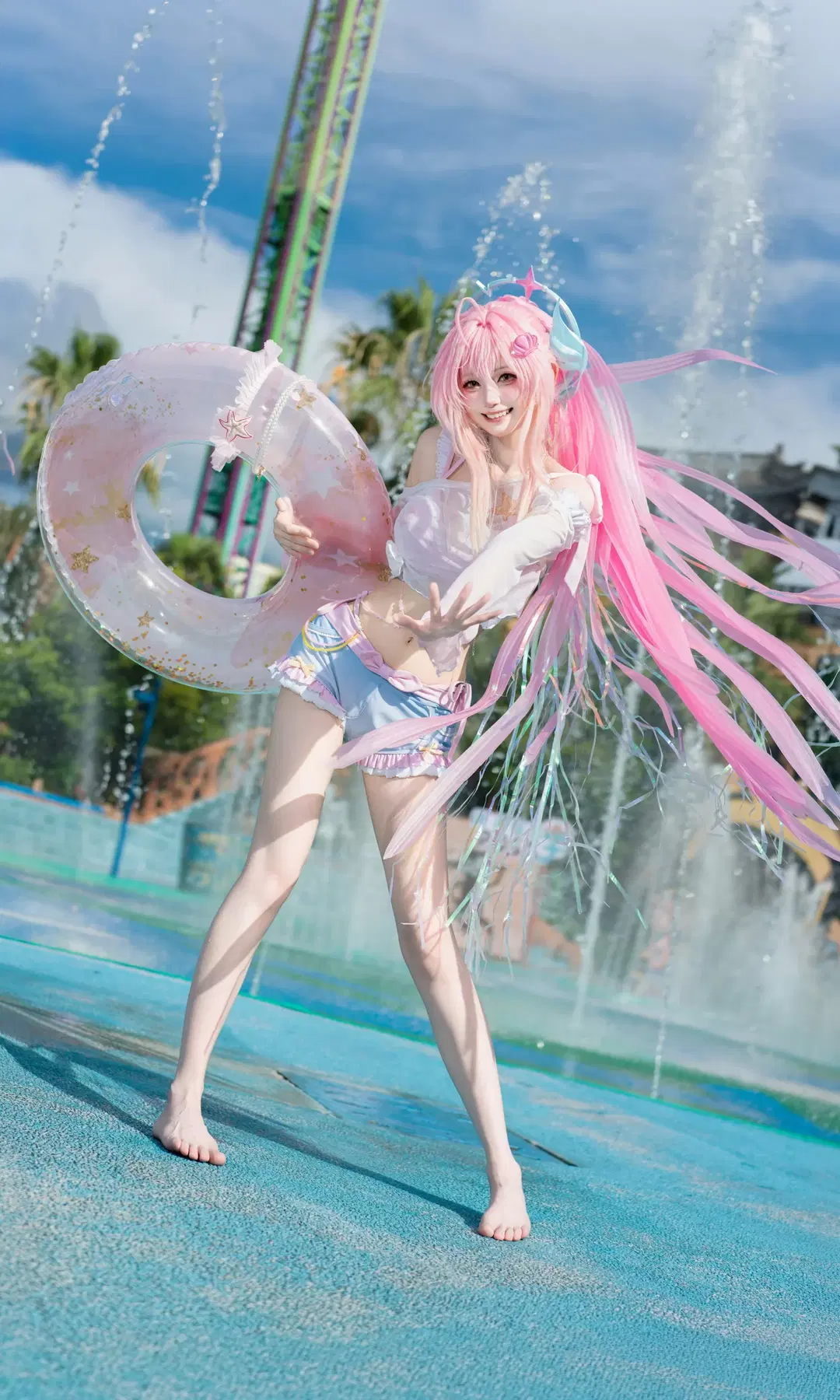 [Aemeath Cosplay] Wuthering Waves Summer Concept Swimsuit Cosplay: Refreshing Water Park Photoshoot Record by 七奈Nanako - Image 3