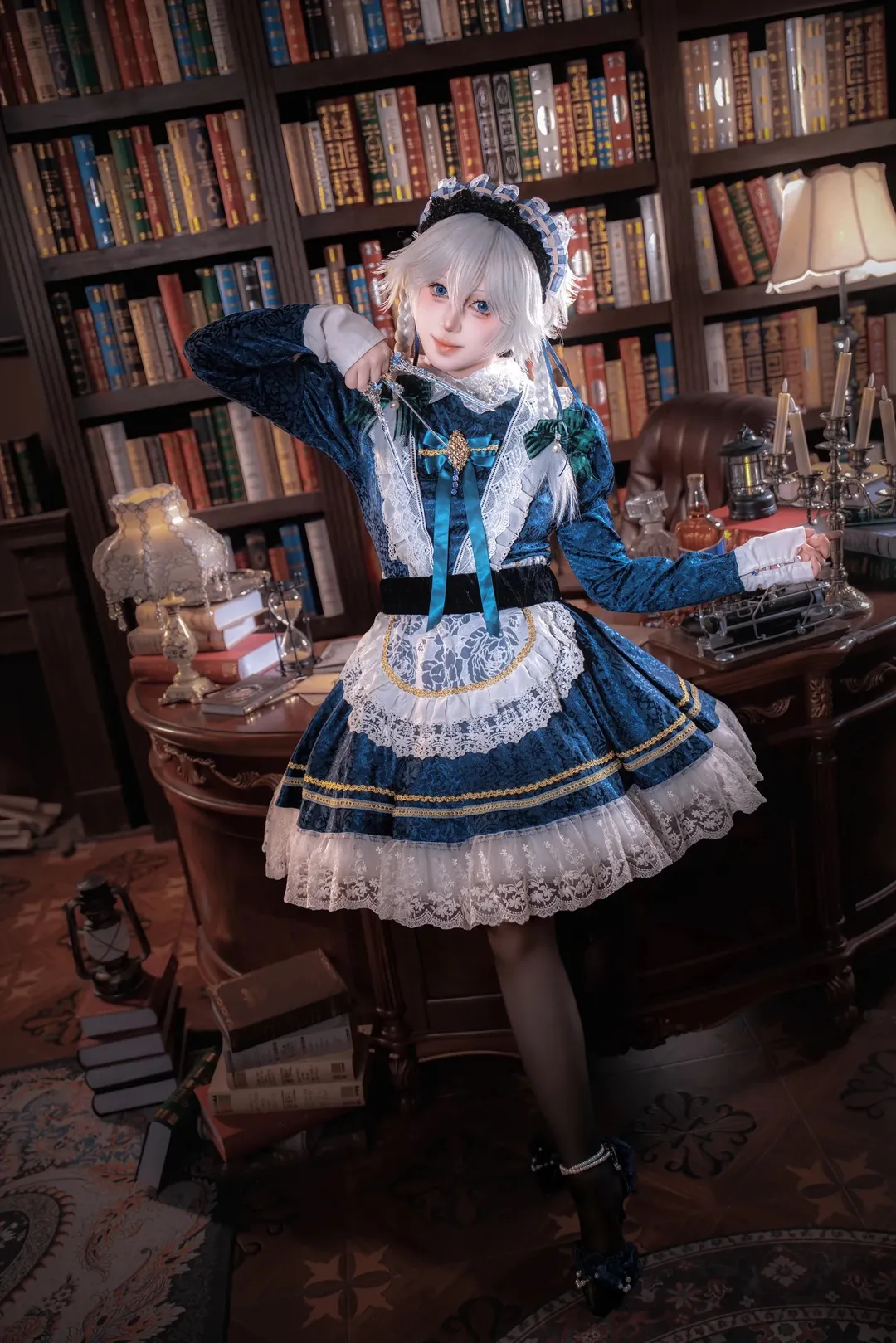 Touhou Project, Lolita, Sakuya Izayoi cosplay, Black stockings, Vintage study - Image 4