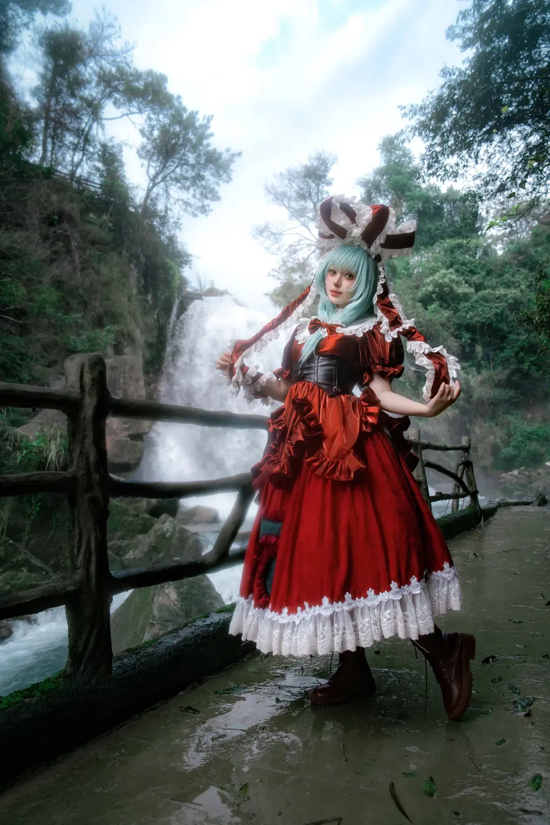 东方project, 户外cosplay, 键山雏cos, 瀑布外景拍摄, 华丽风cos