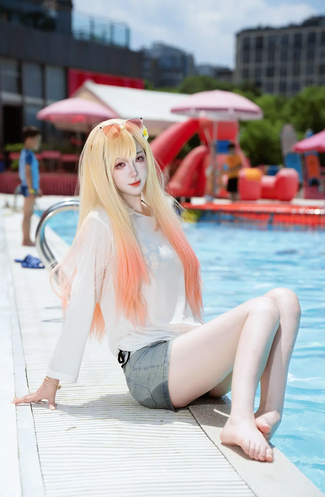 水着コスプレ, 喜多川海夢コスプレ, その着せ替え人形は恋をする, ウォーターパーク撮影, 夏の清涼写真集