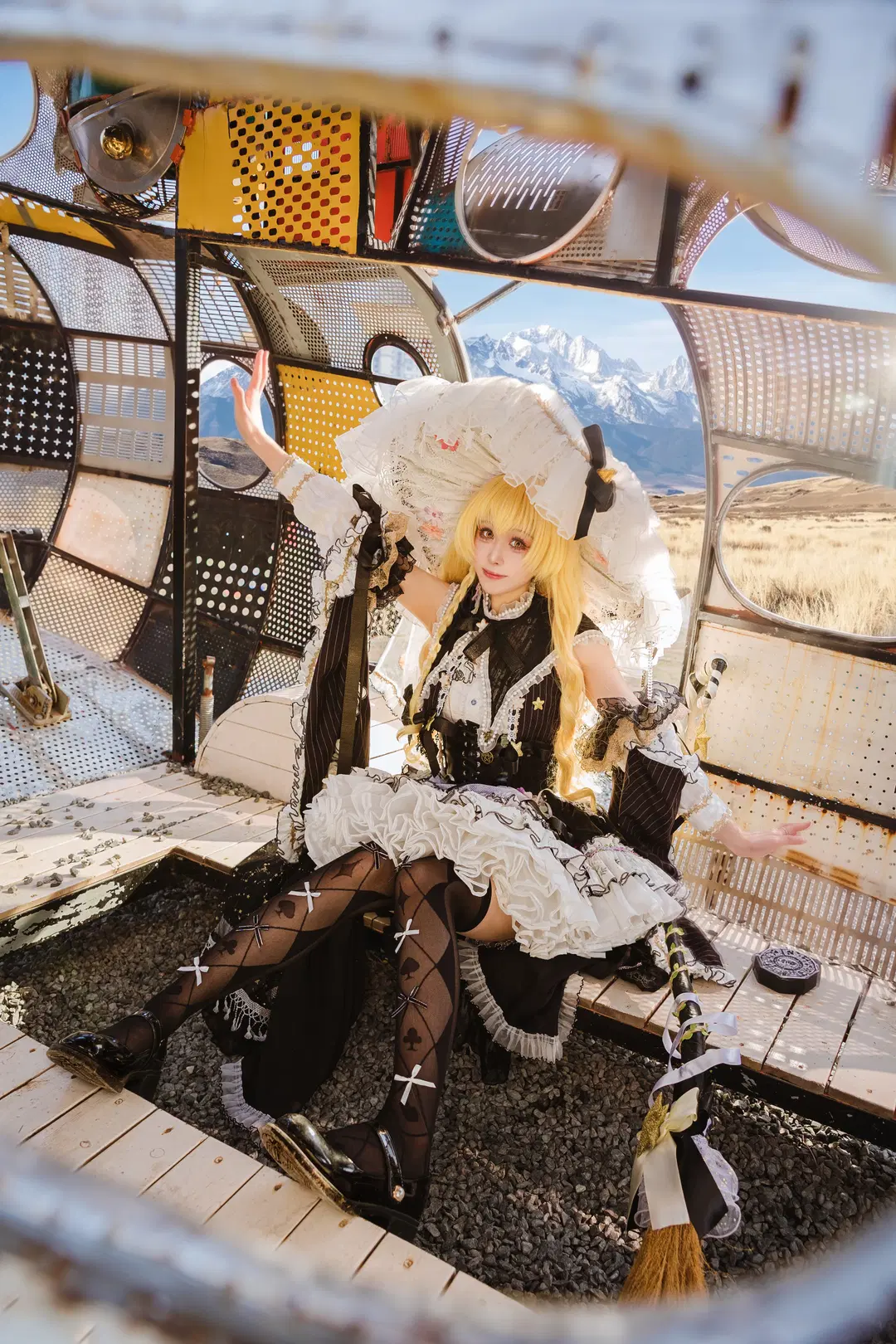[Marisa Kirisame cosplay] Touhou Project Magician: Gothic Lolita Journey Through Metallic Ruins by 脆脆一点都不好吃 - Image 4