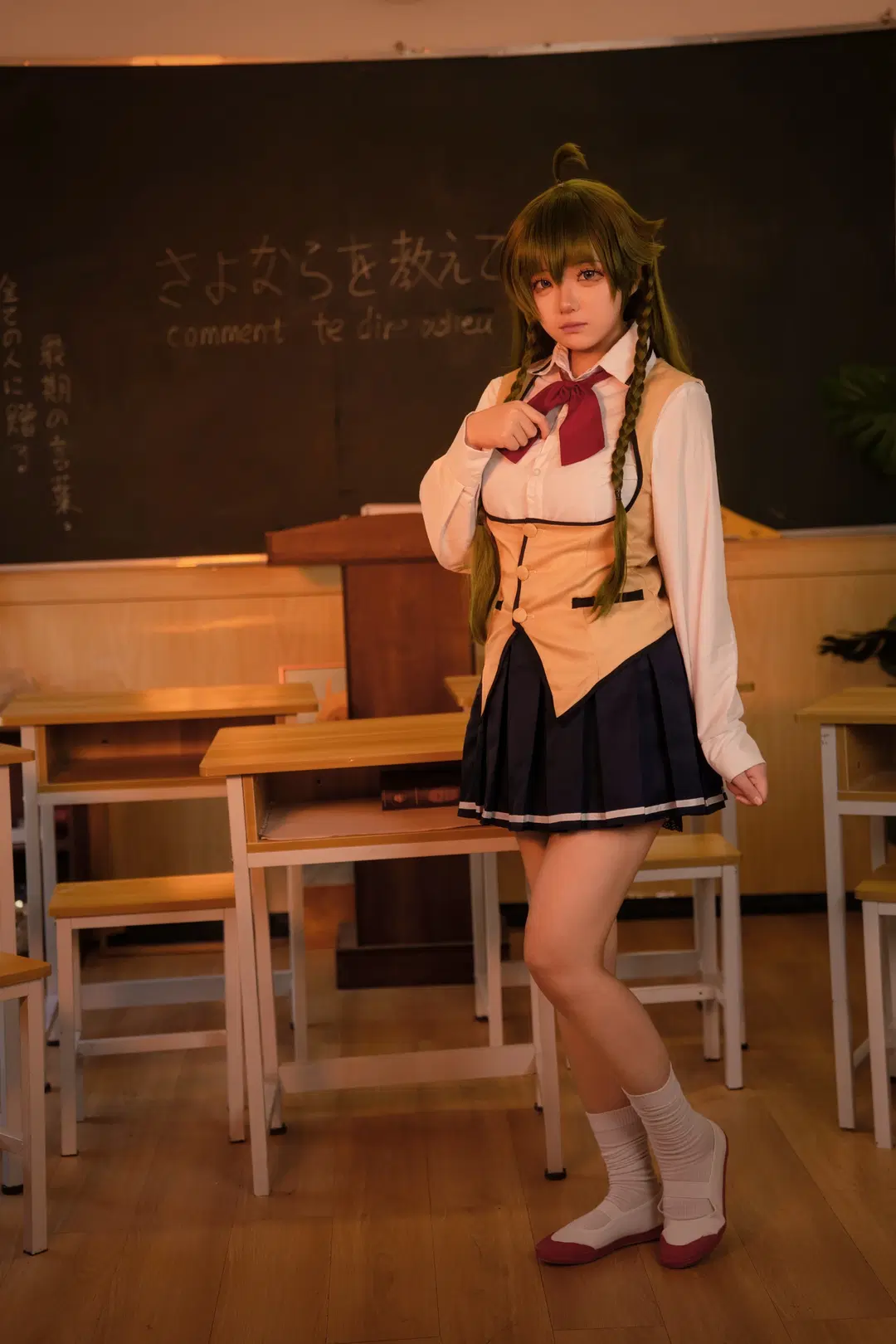 【巢鴨睦月cos】sayo教裡教室暖光與白絲制服的還原 - 酒精灯Kana - 第3張