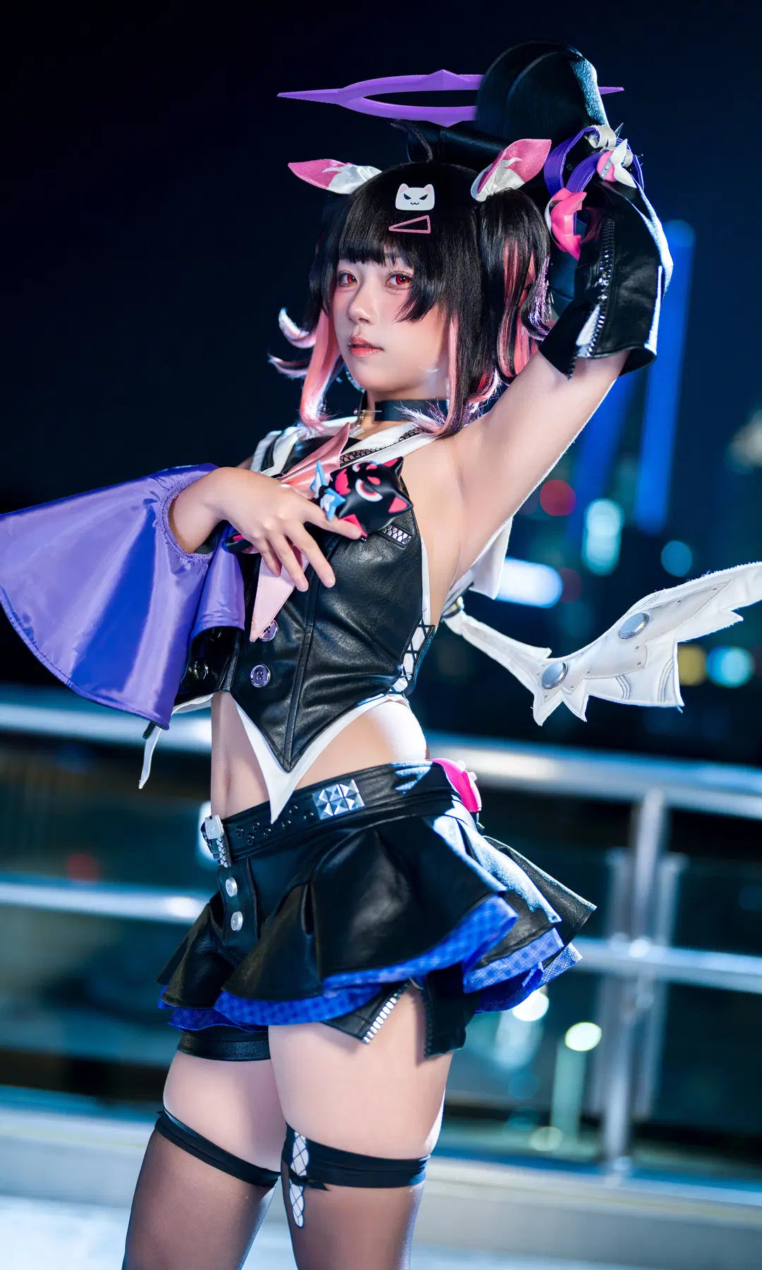 【Nangong Yu cosplay】Zenless Zone Zero Nightscape and Techwear Black Leather: Barefoot Expression with a Unique Cute Girl Charm by 全世界都听小柚的话 - Image 2