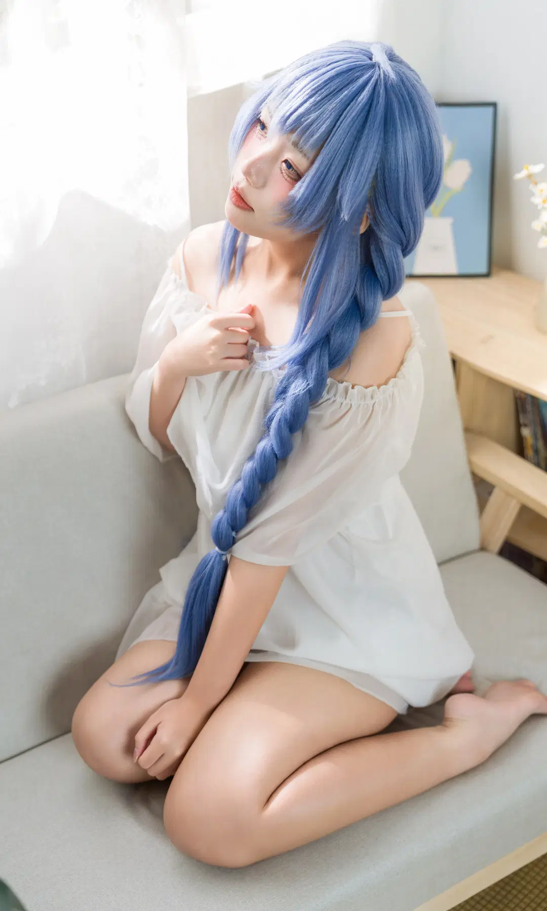 [Roxy cosplay] Mushoku Tensei: Jobless Reincarnation — Indoor Daily Life of a Blue Hair Twin Braids Girl by 全世界都听小柚的话 - Image 2
