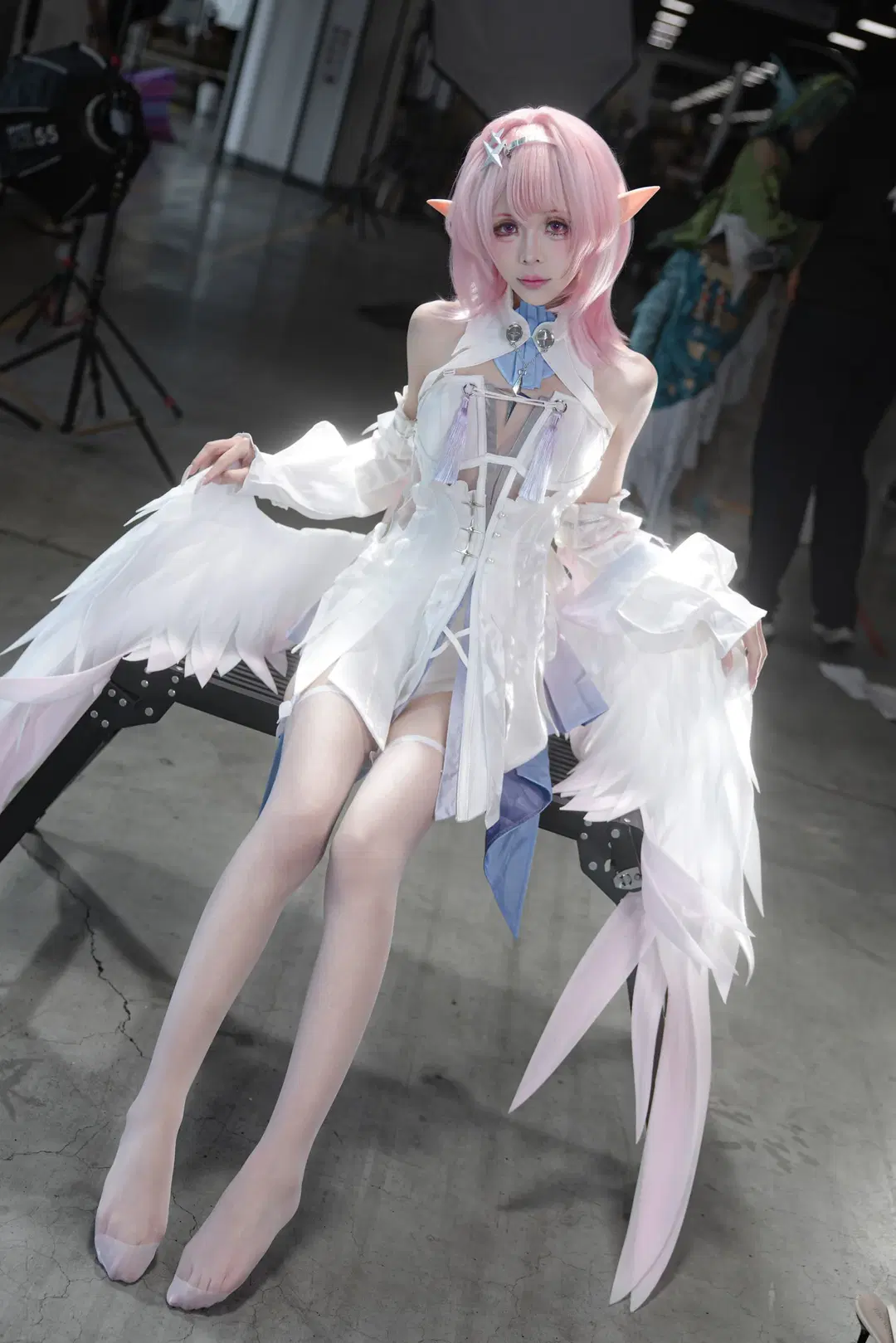 【Remielle cosplay】An Angel Descends from Zenless Zone Zero to the Convention Floor by 影D丶Camera - Image 2
