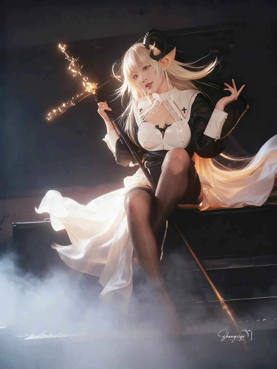暗黑修女与魔女风cos，教室涂鸦与钢琴上的暗夜幻想 - 坏坏孩子琦 - 第6张