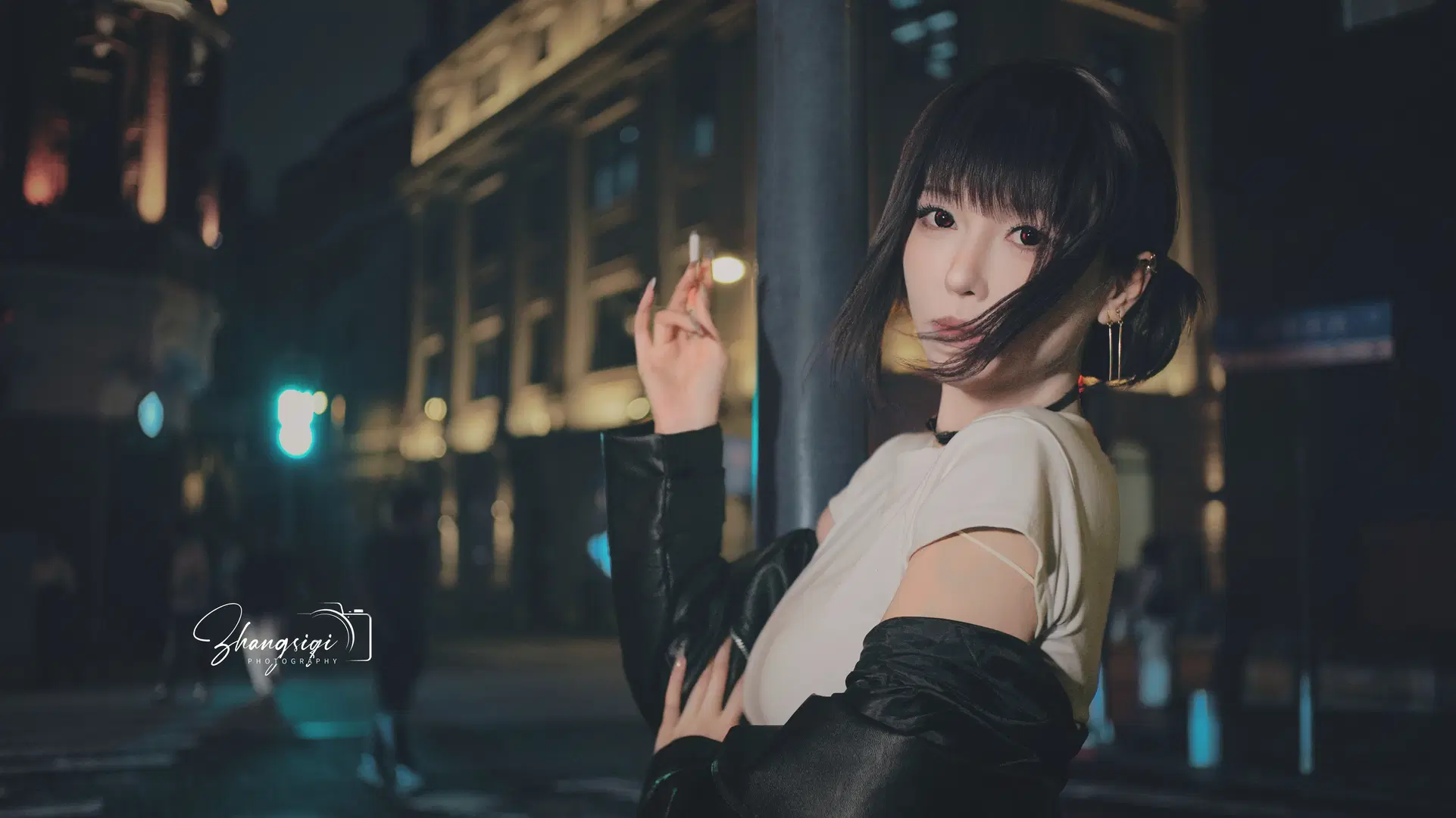 【山田小姐cos】深夜街头烟火气，超市后门的二次元少女 - 坏坏孩子琦 - 第2张