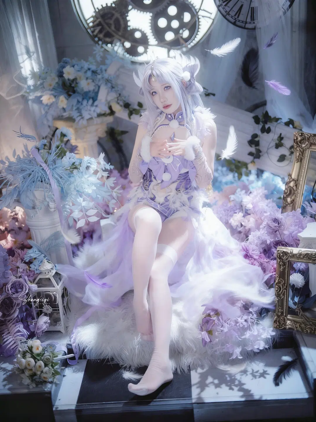 紫调精灵Cosplay，复古钟表与羽毛交织的梦幻棚拍 - 坏坏孩子琦 - 第5张