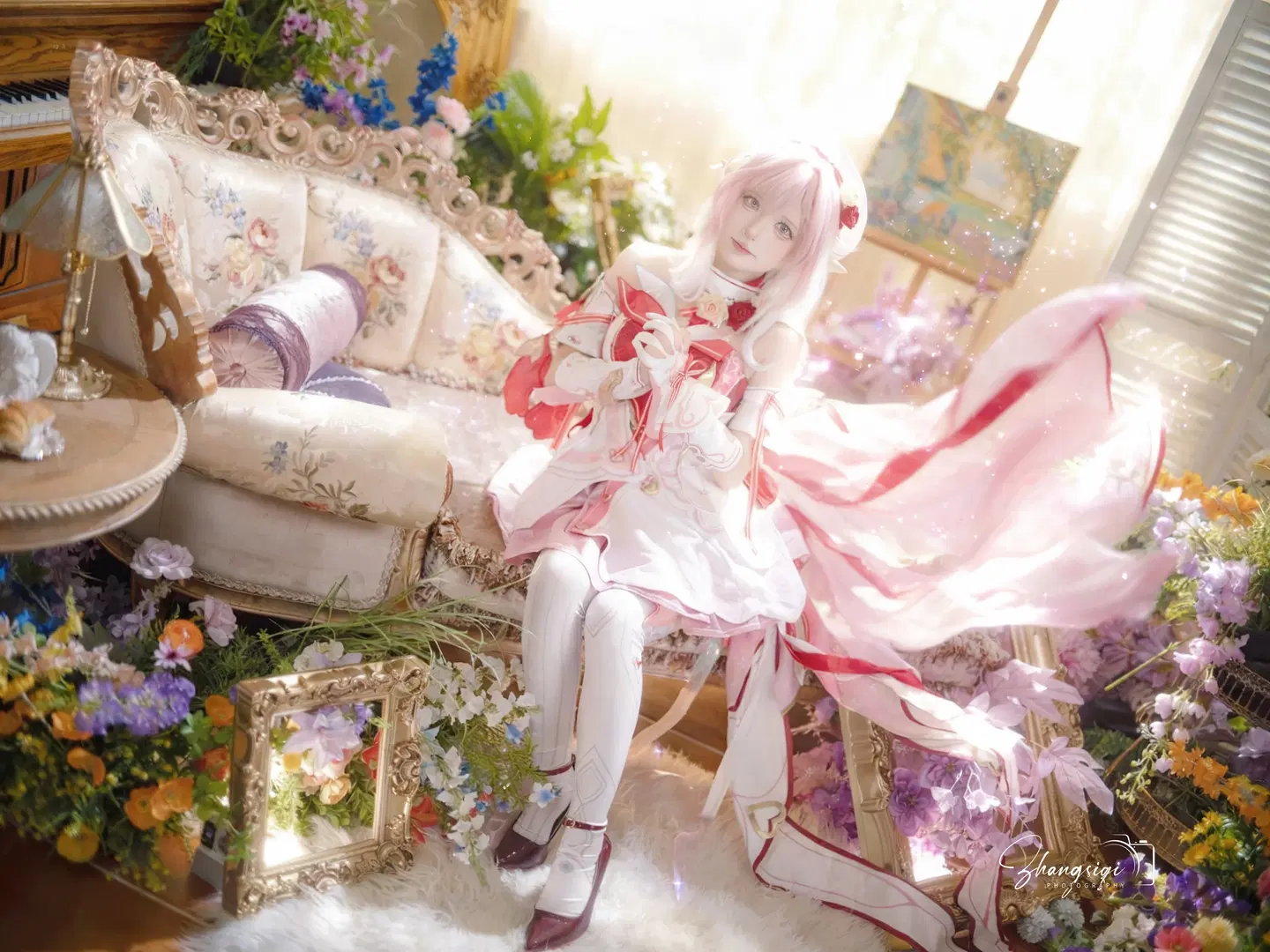 [Elysia Cosplay] The Pink Elf of Honkai Impact 3rd: Vintage French Portrait in White Stockings & Red Dress by 坏坏孩子琦 - Image 11