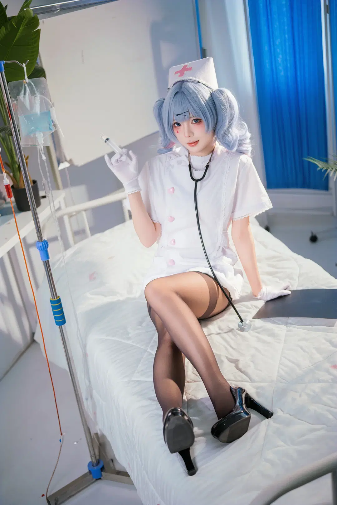 【初音未来cos】兔子洞护士的专属检查 - 爱用富士的牛牛 - 第5张