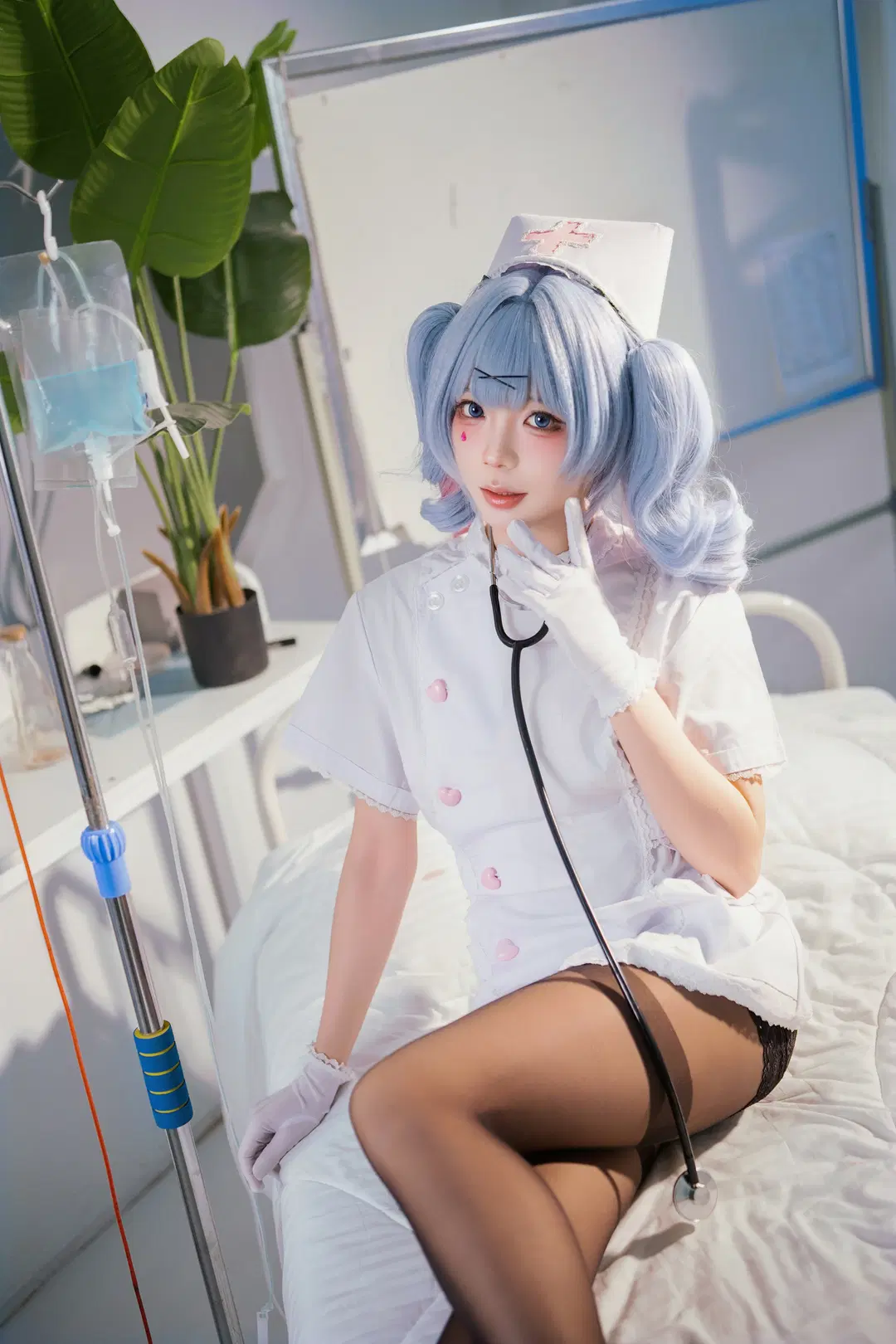 【初音未来cos】兔子洞护士的专属检查 - 爱用富士的牛牛 - 第6张