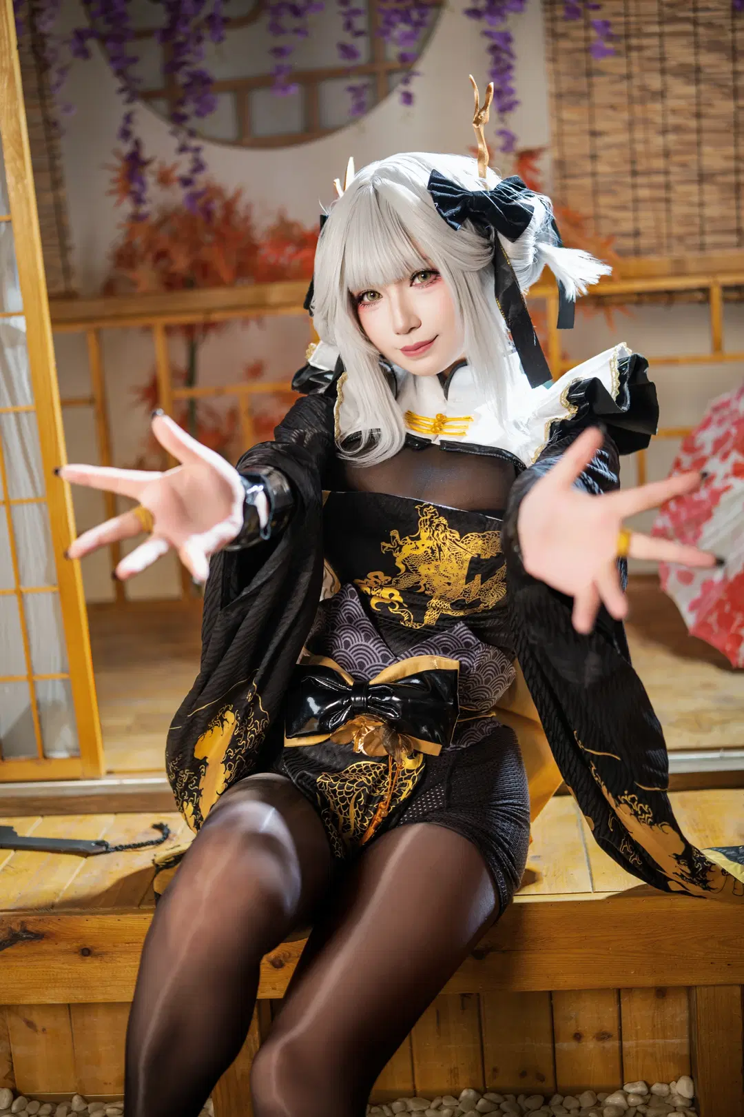【白兔布兰儿cos】Nikke 胜利女神 - 在庭院中展现黑金的和风美学 - 爱用富士的牛牛 - 第6张