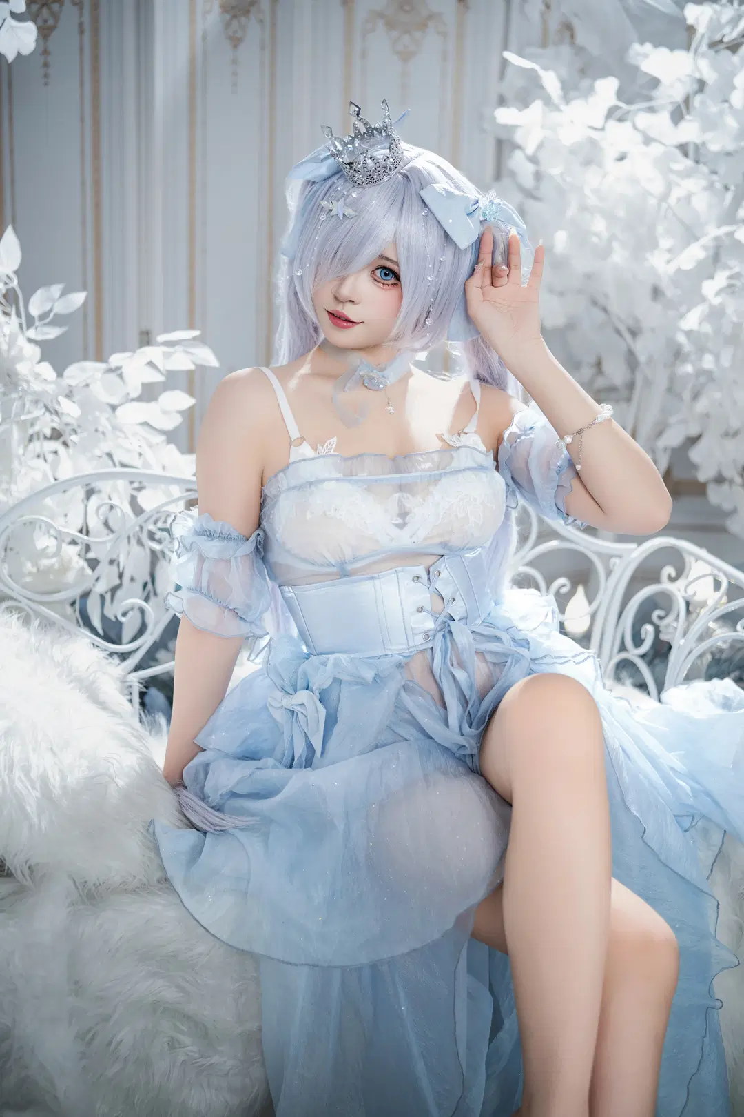 Nikke 胜利女神, 梦幻摄影, 灰姑娘·水晶公主cos, 冰蓝色礼服, 水晶鞋