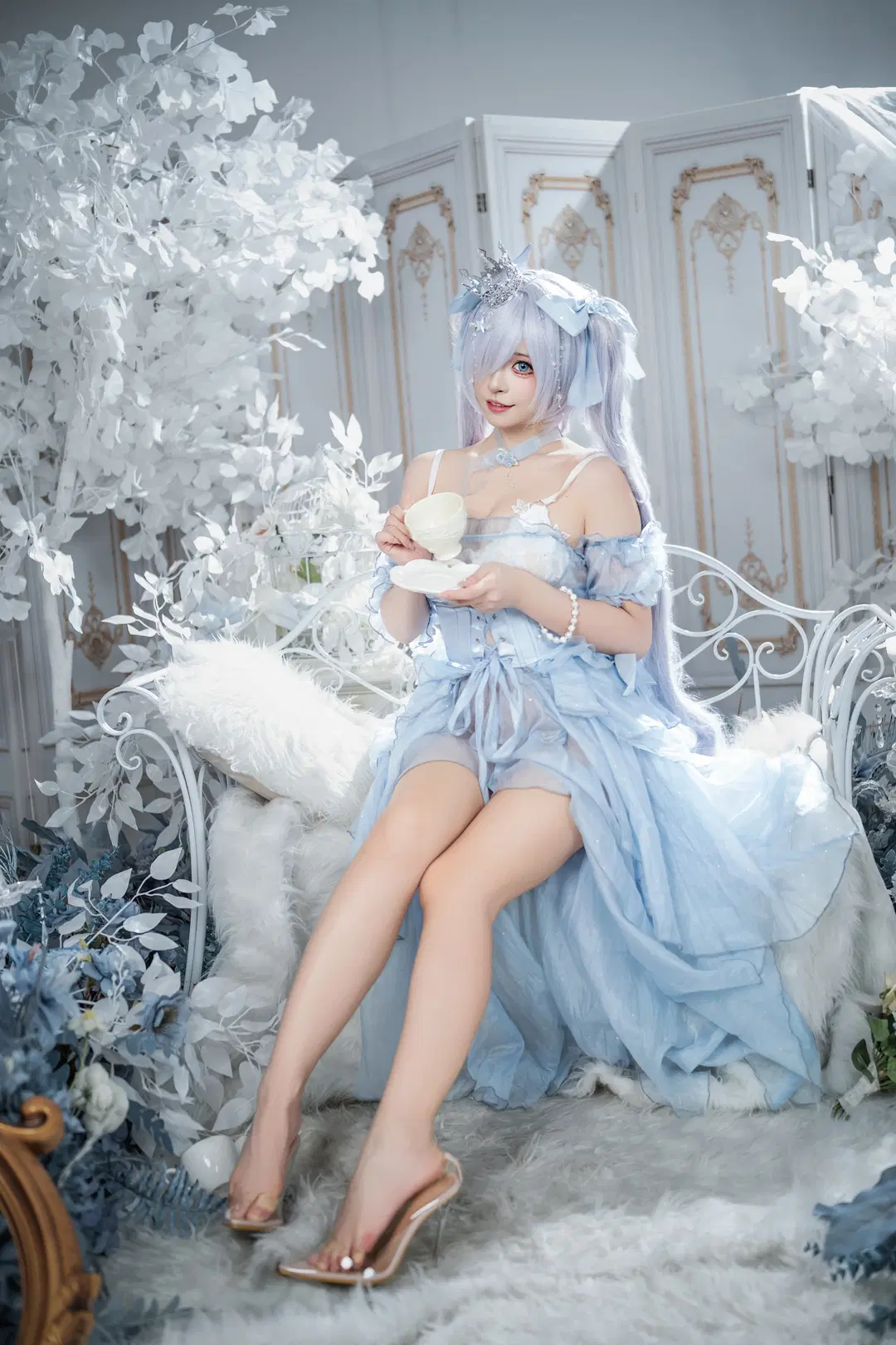 【灰姑娘·水晶公主cos】探索Nikke胜利女神的水晶鞋与光影之美 - 爱用富士的牛牛 - 第5张